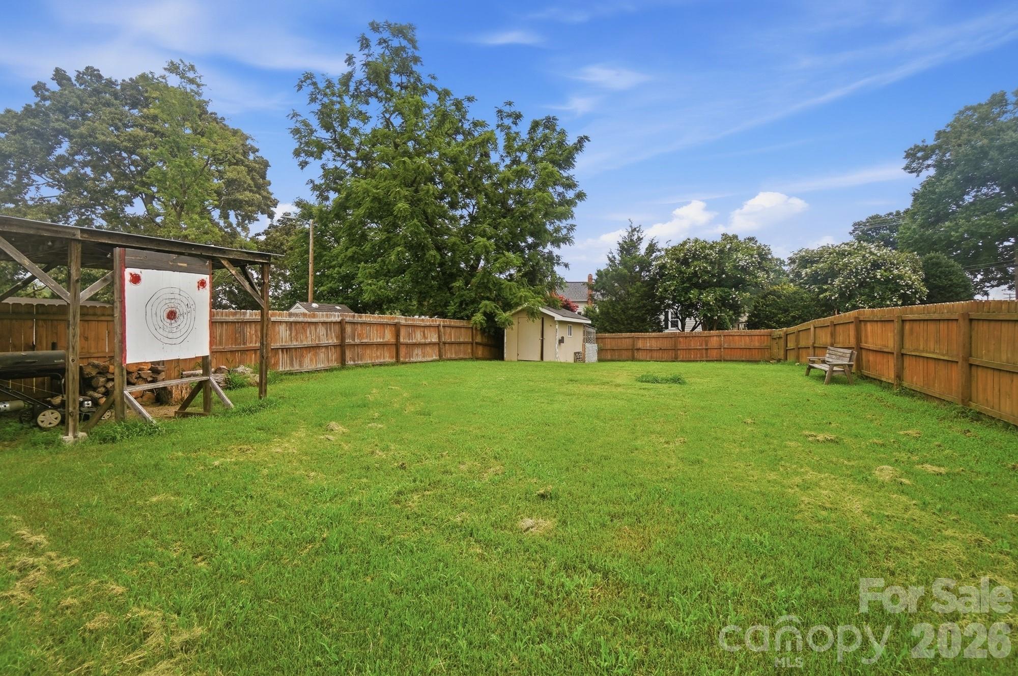 1002 N Ridge Avenue Property Photo 30