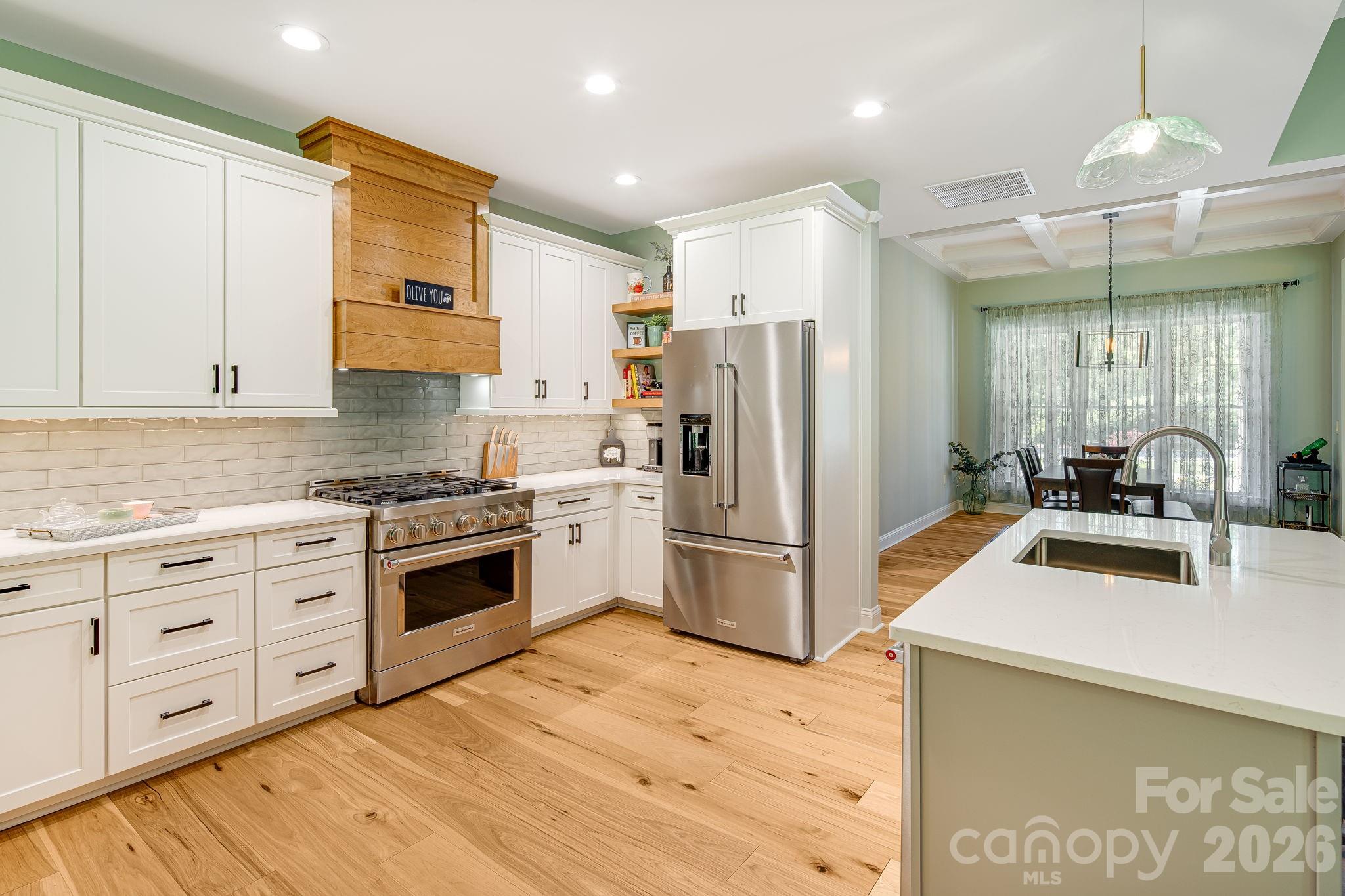 30 Shipman Parkway Property Photo 15