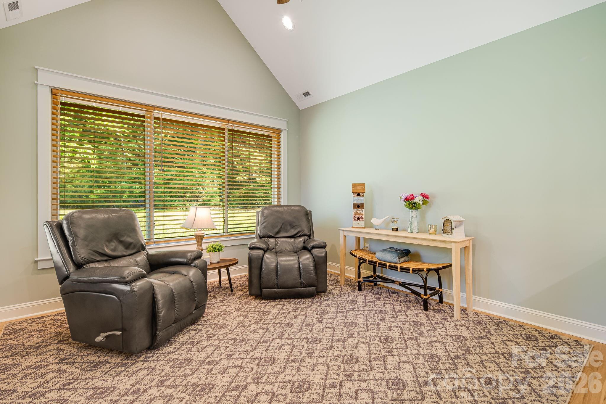 30 Shipman Parkway Property Photo 18