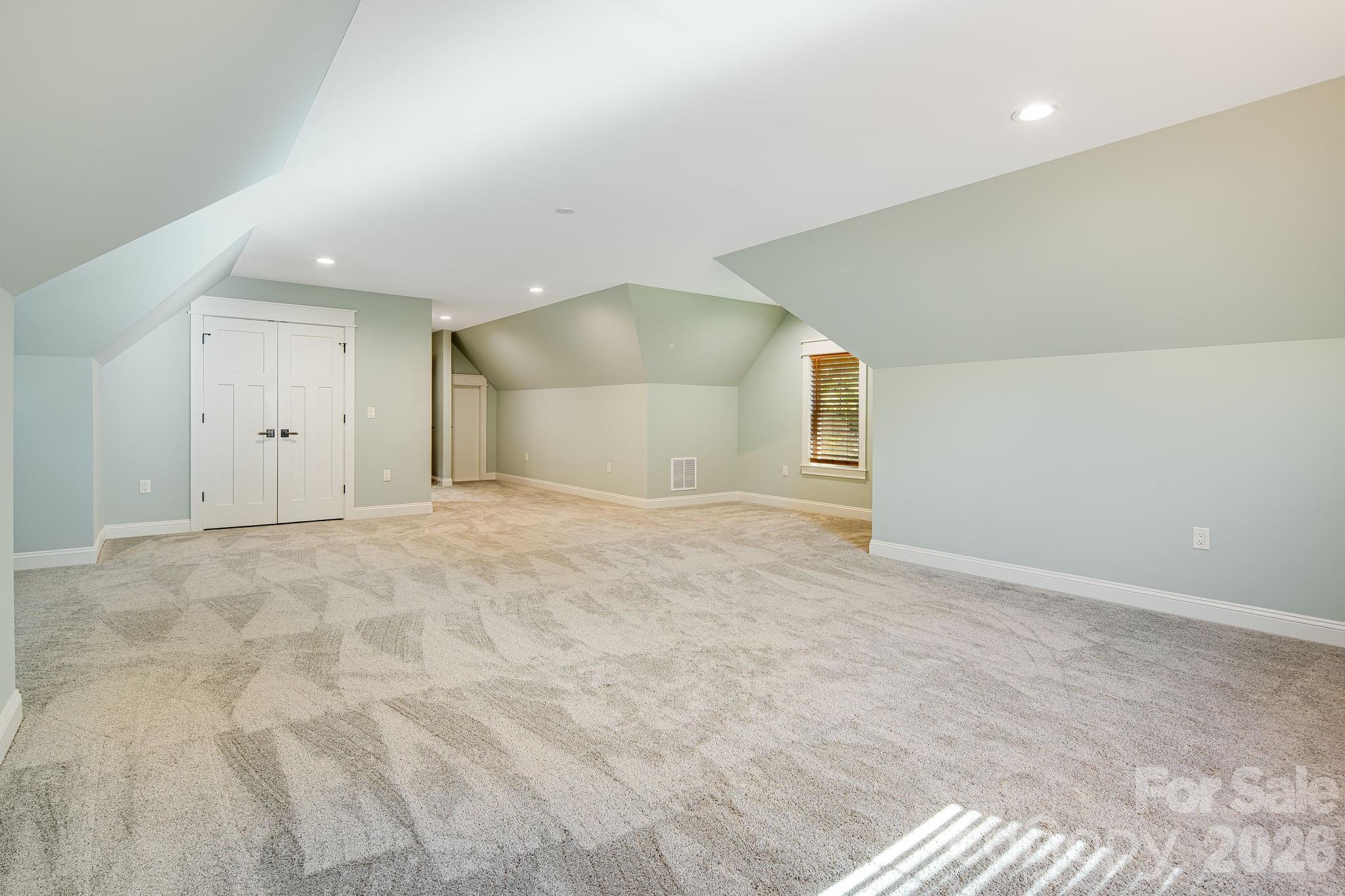 30 Shipman Parkway Property Photo 32