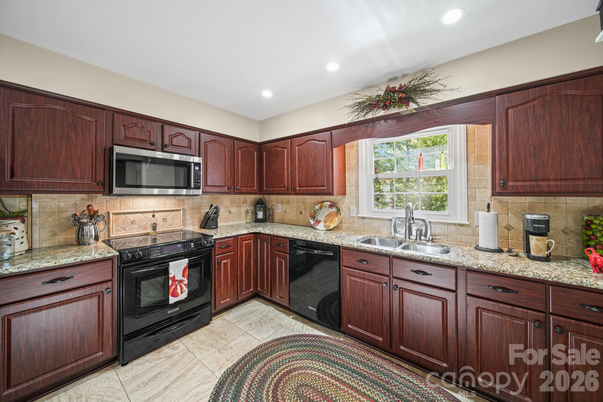 13539 Four Oaks Lane 55 Property Photo 13