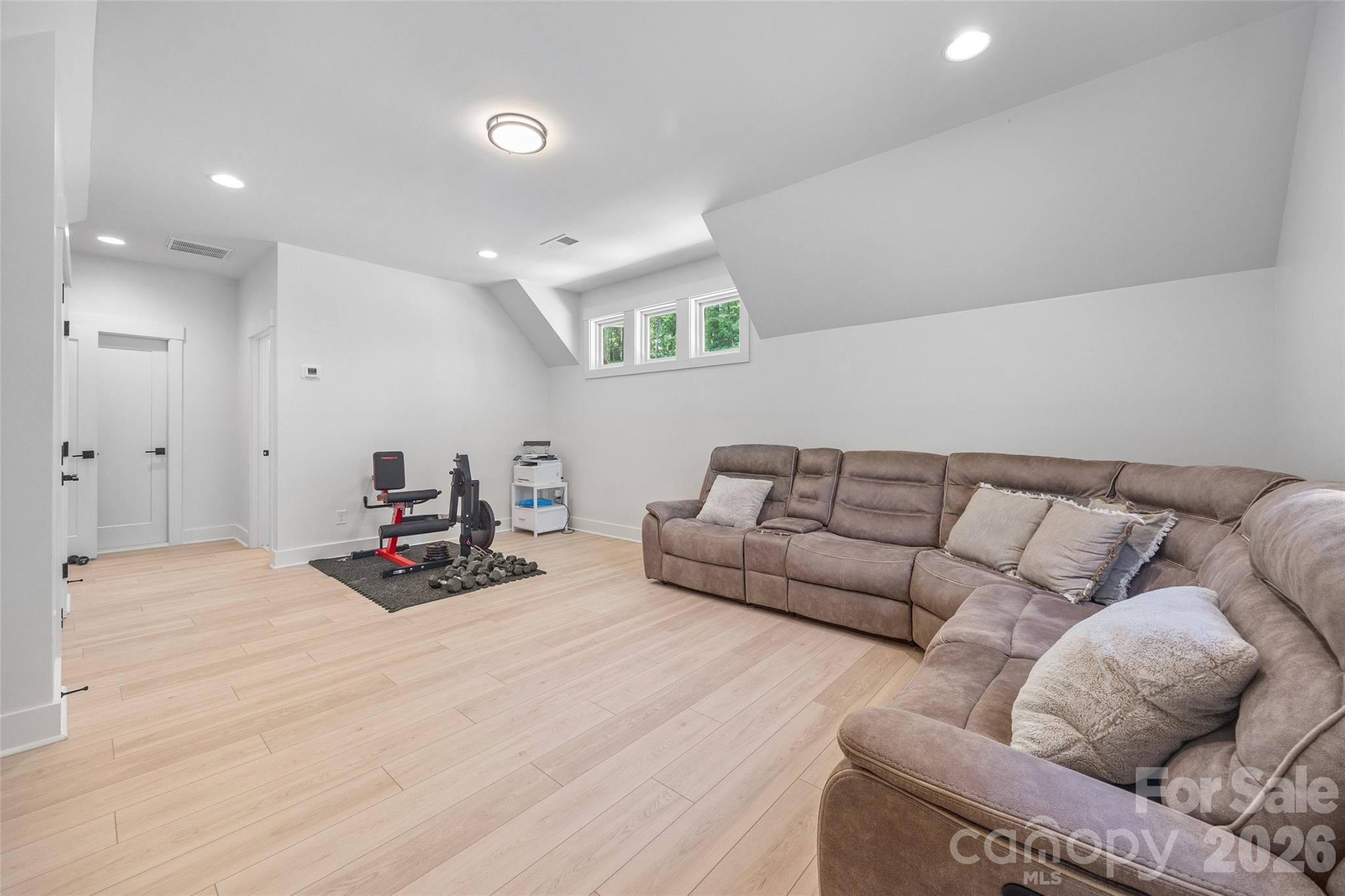 151 Greenbay Road Property Photo 38