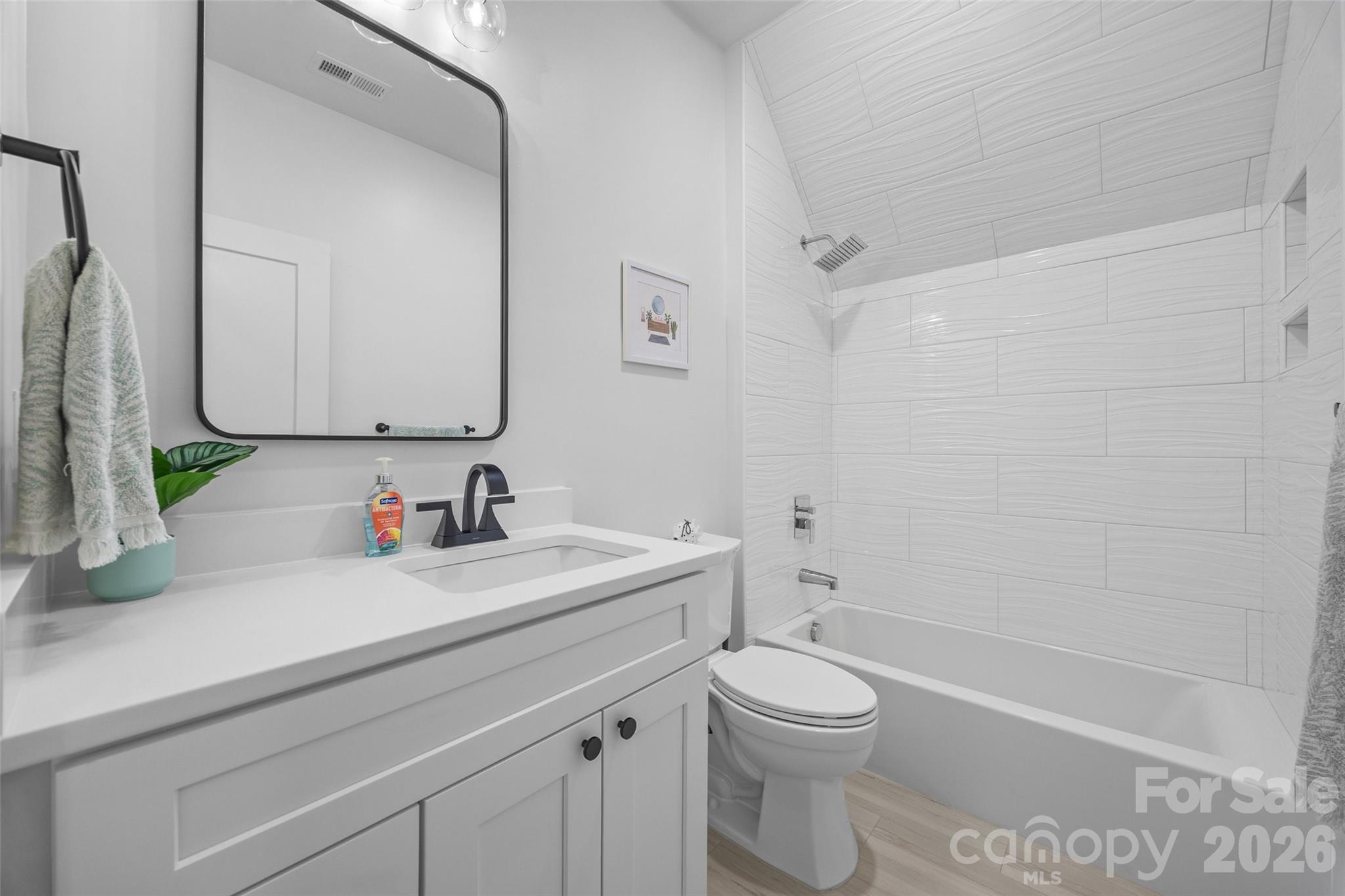 151 Greenbay Road Property Photo 39