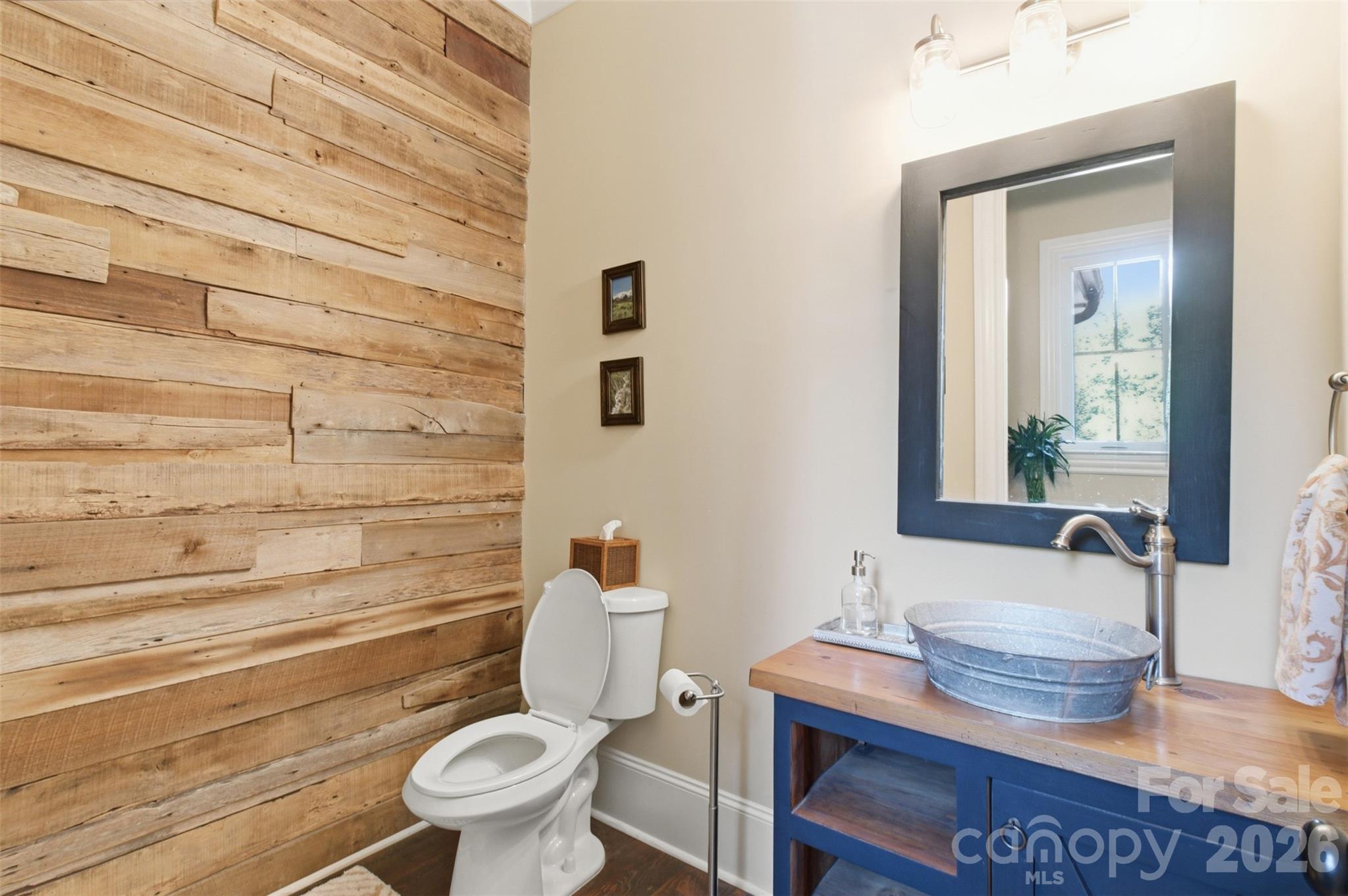425 Bridlepath Trail Property Photo 11