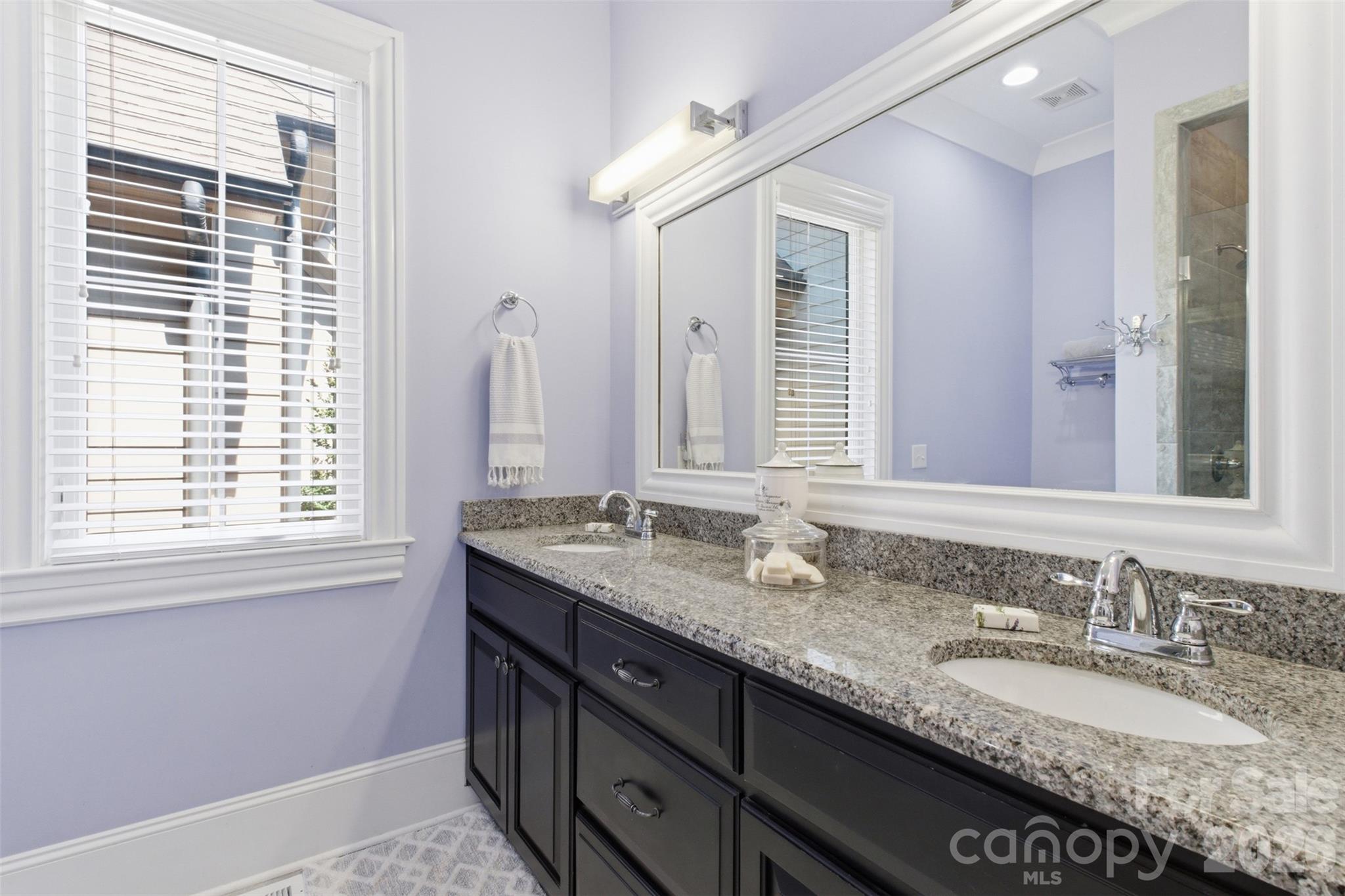 425 Bridlepath Trail Property Photo 22