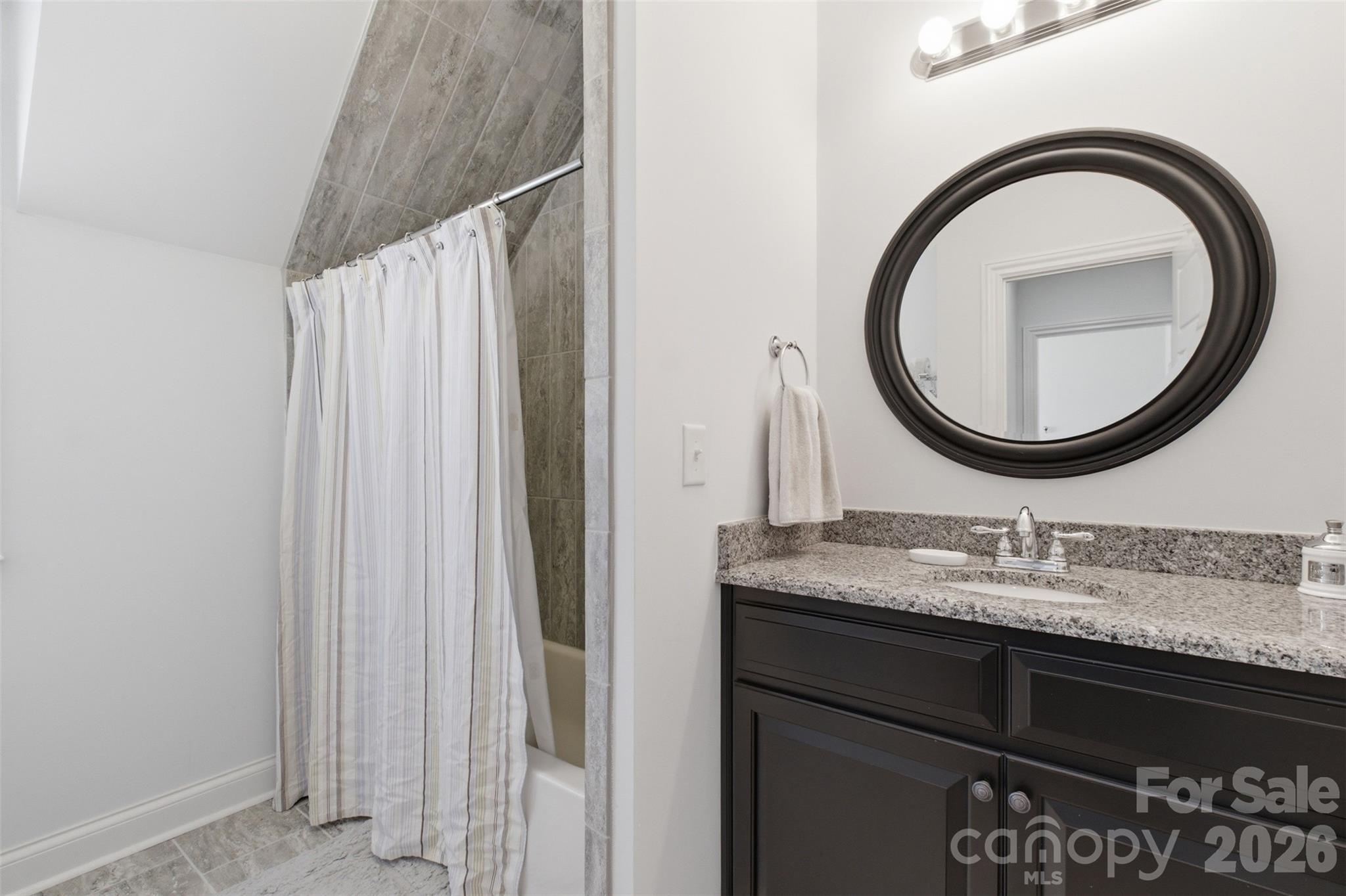 425 Bridlepath Trail Property Photo 25