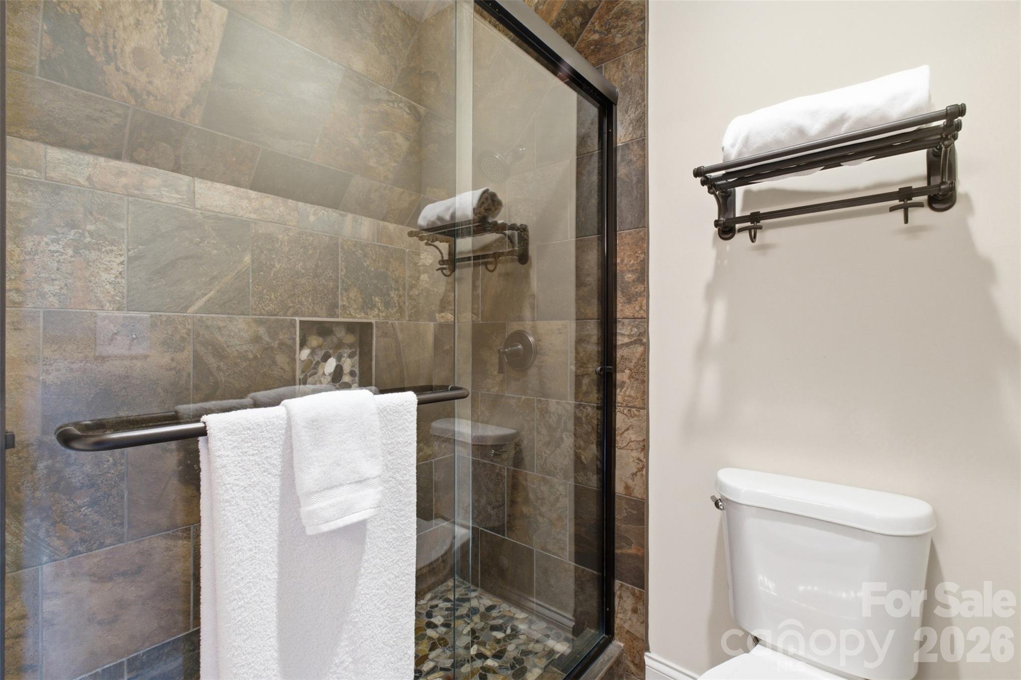 425 Bridlepath Trail Property Photo 31
