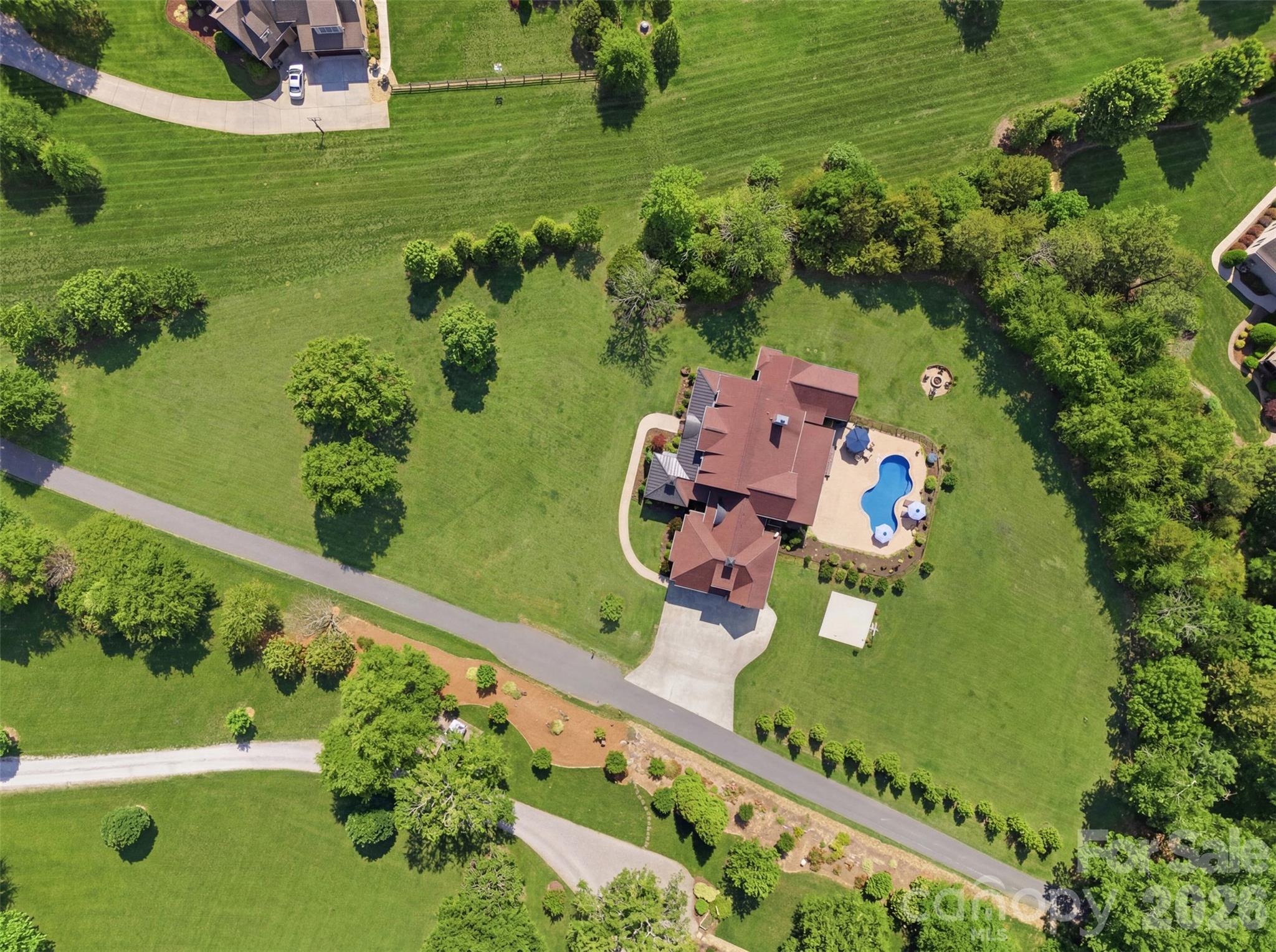 425 Bridlepath Trail Property Photo 41