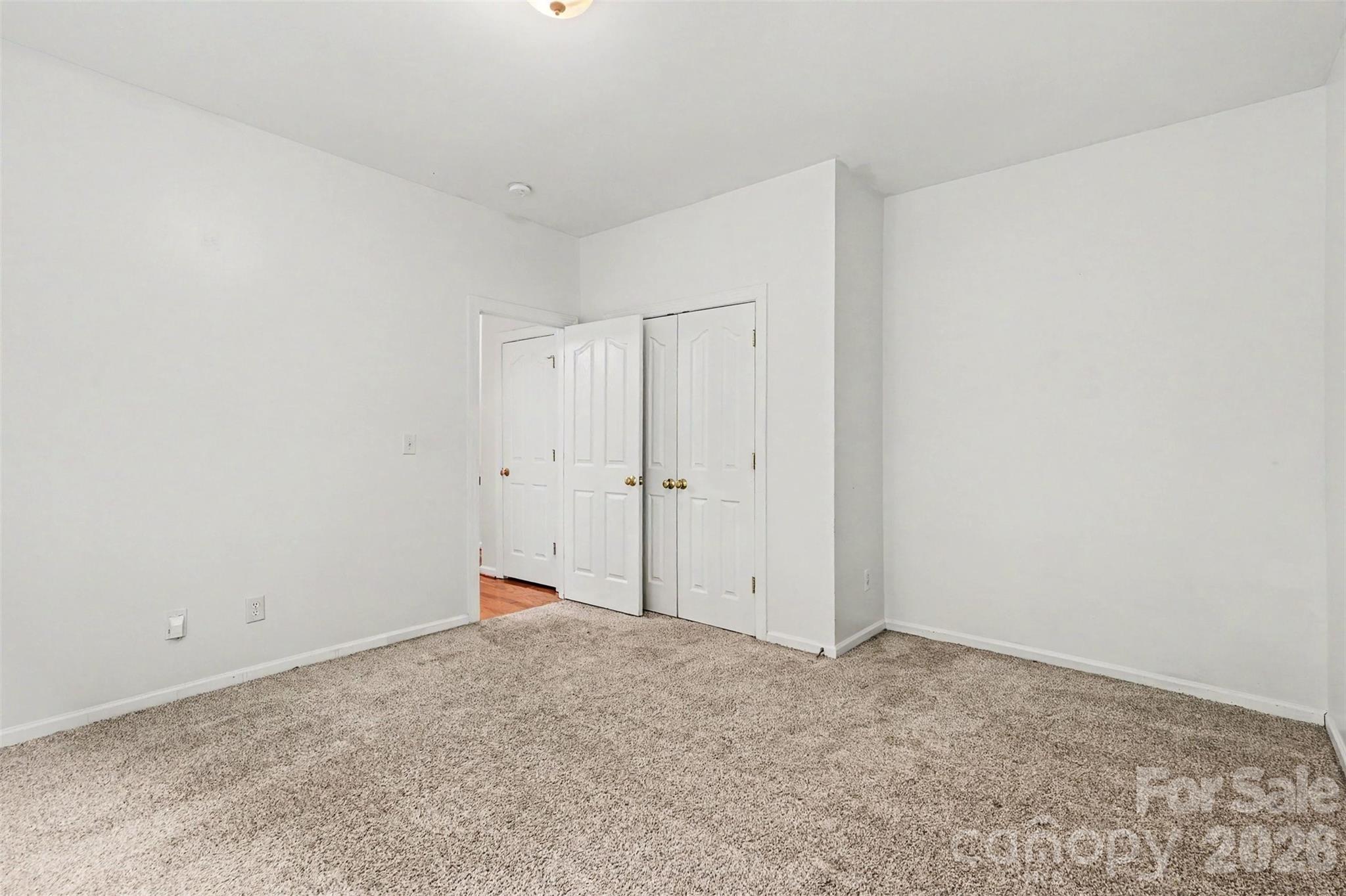 1631 Shadow Creek Street Property Photo 35