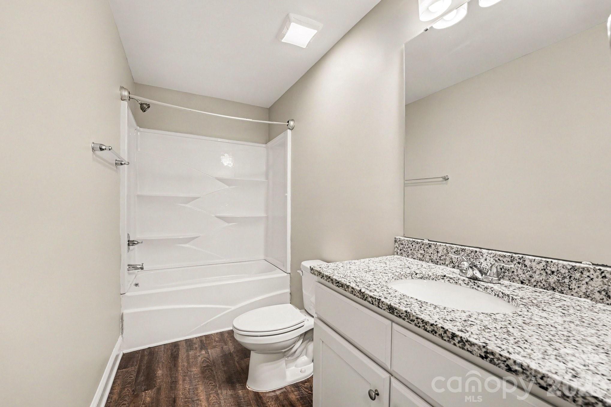 1468 Mayfair Drive Property Photo 11