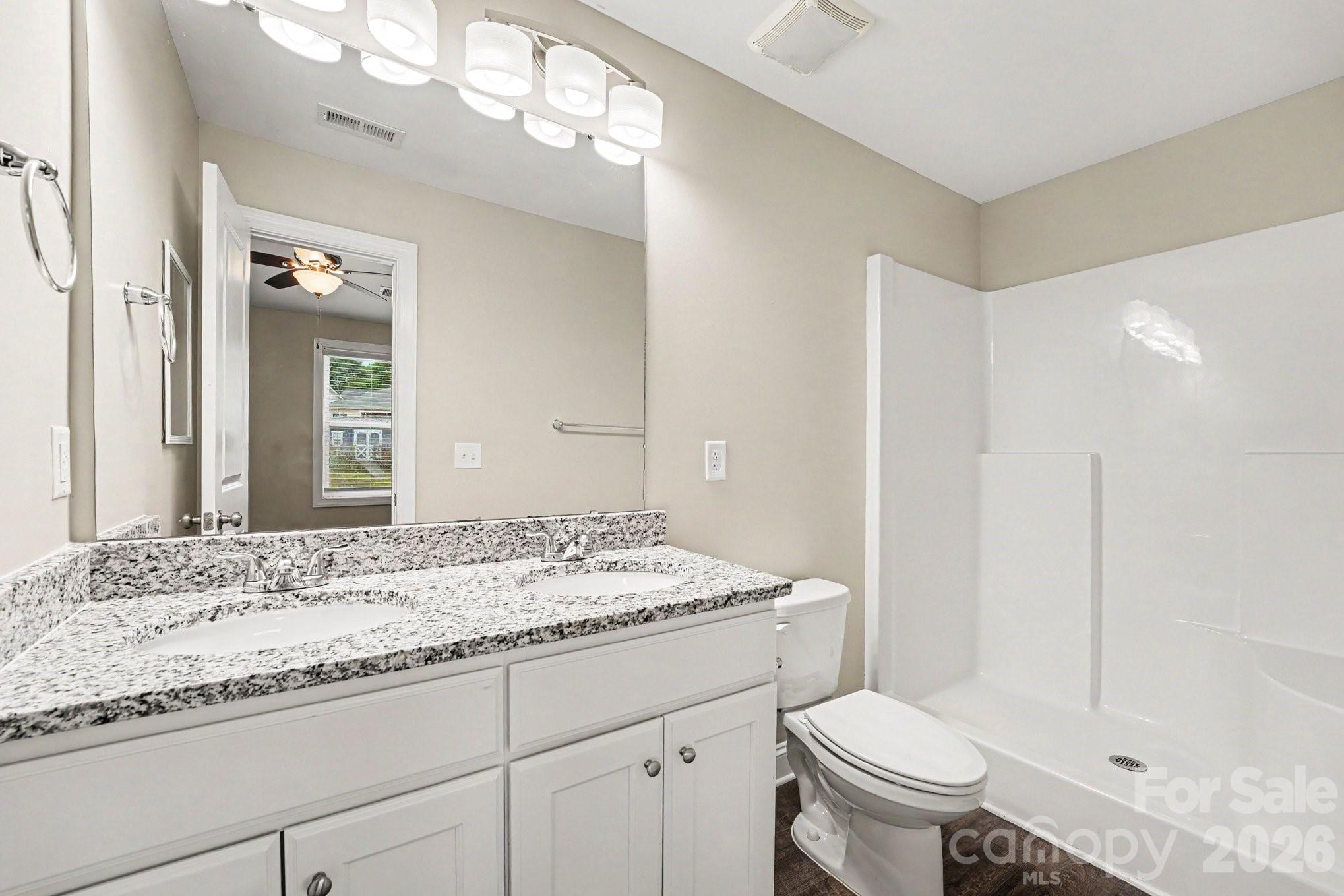 1468 Mayfair Drive Property Photo 12