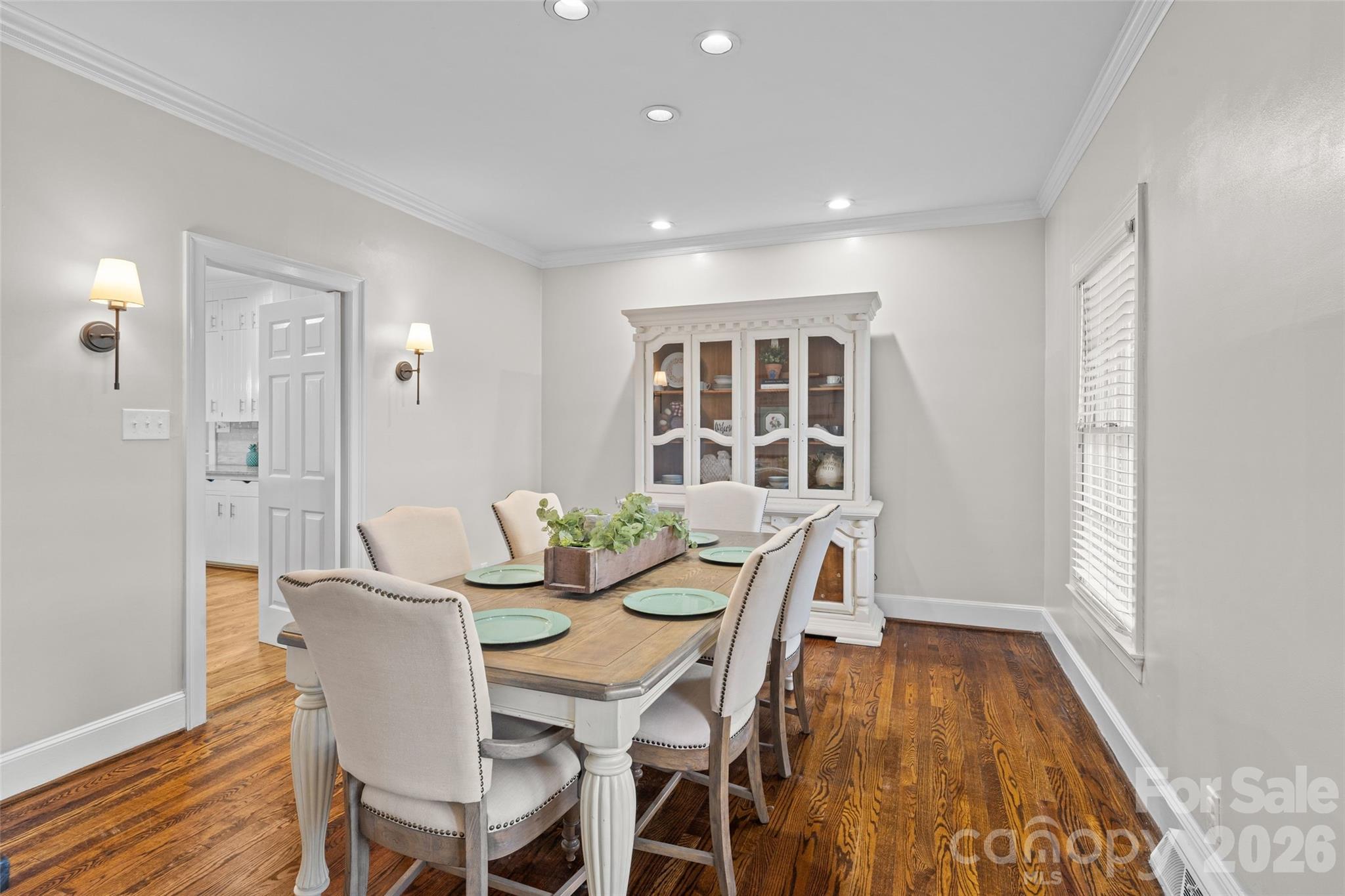 2520 Wooten Road Property Photo 10