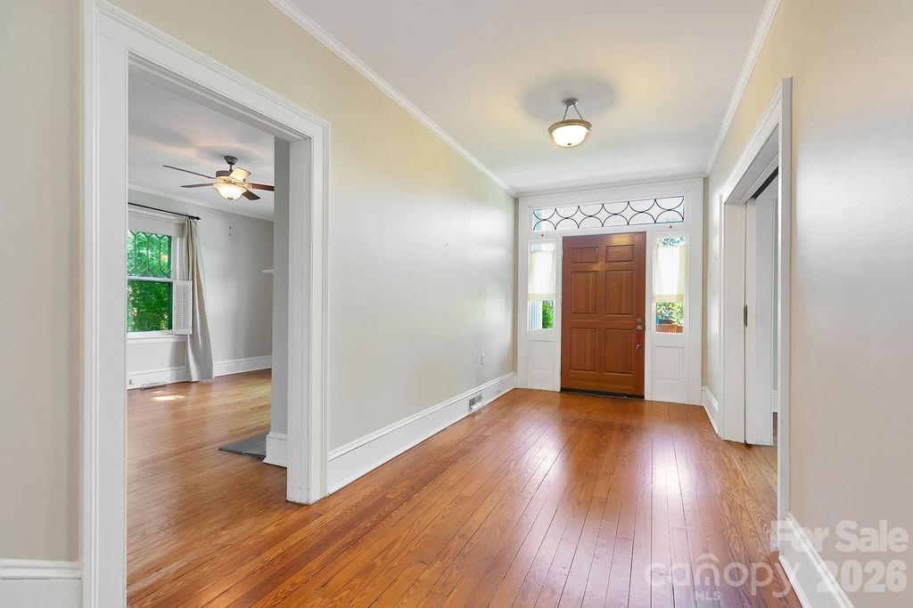 208 Probart Street Property Photo 9