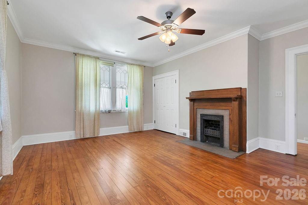 208 Probart Street Property Photo 38