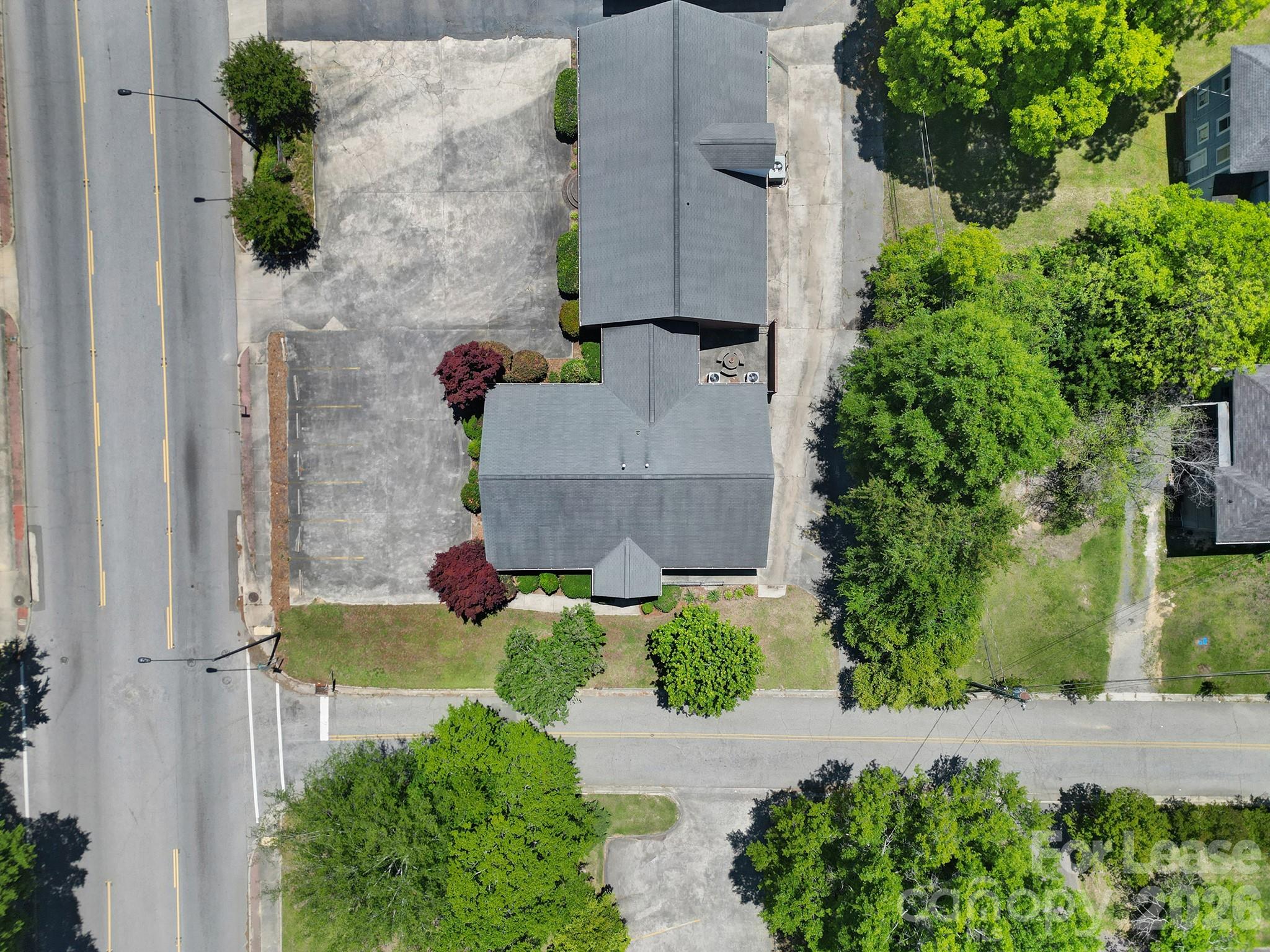 312 N Main Street Property Photo 7