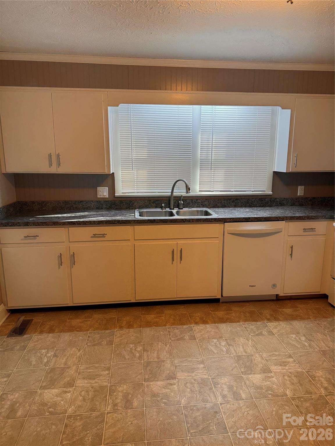 2431 Burke Memorial Park Road Property Photo 10