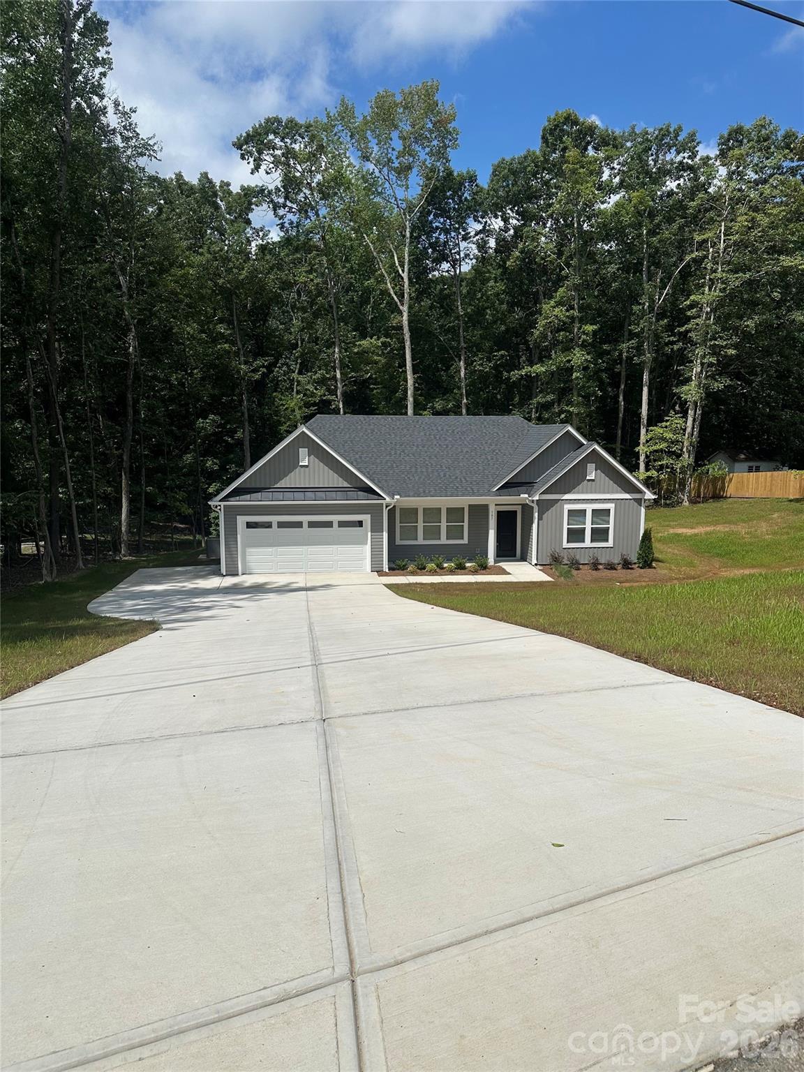 307 Sowers Ferry Road Property Photo 1