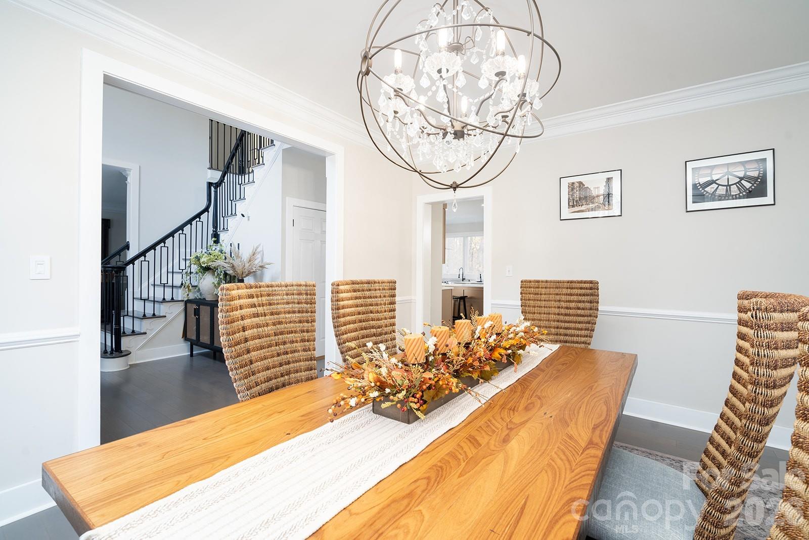 1617 Home Place Property Photo 4