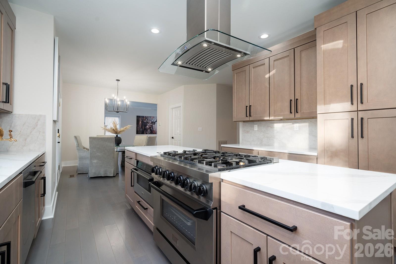 1617 Home Place Property Photo 9