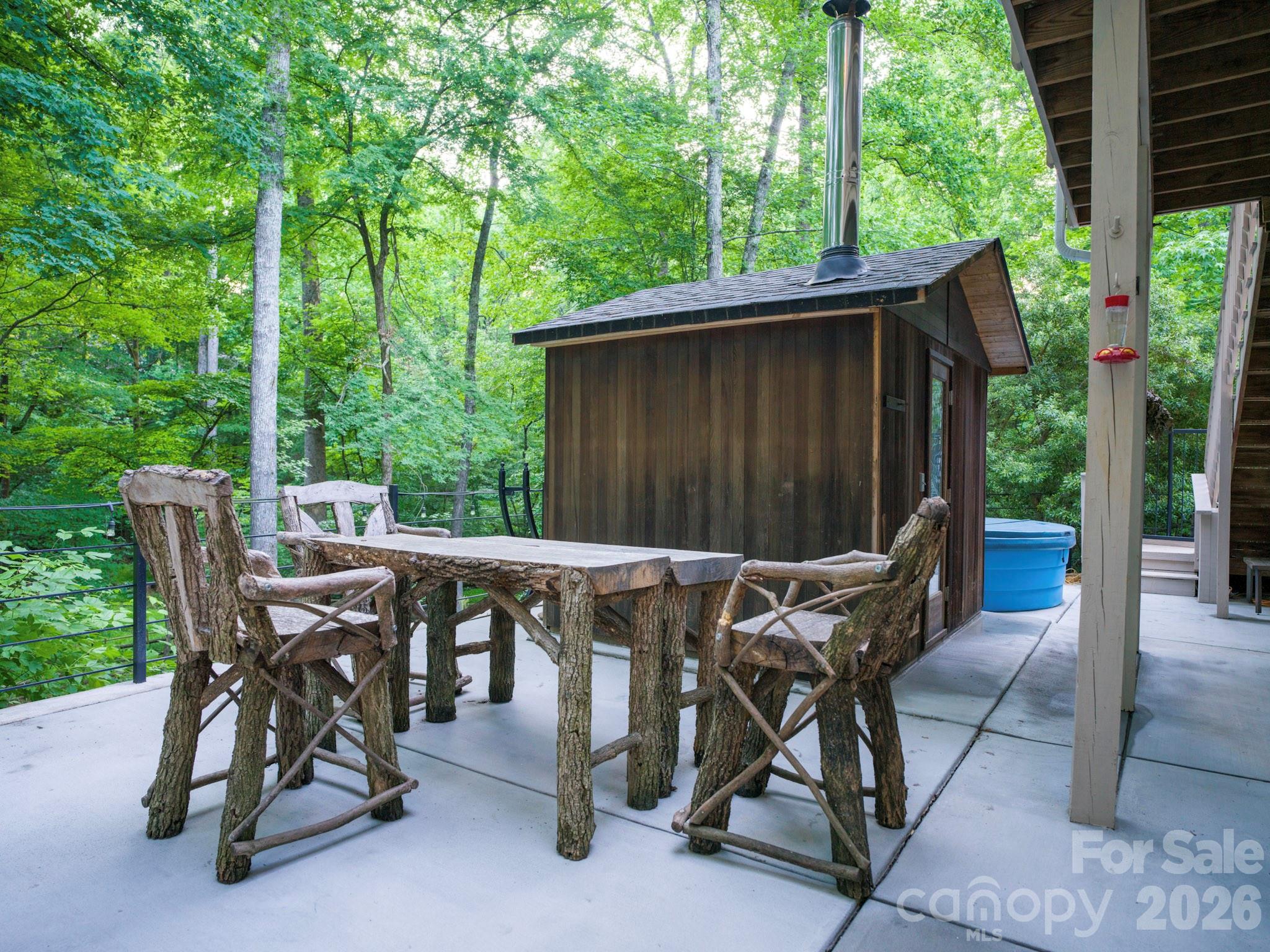 1617 Home Place Property Photo 34