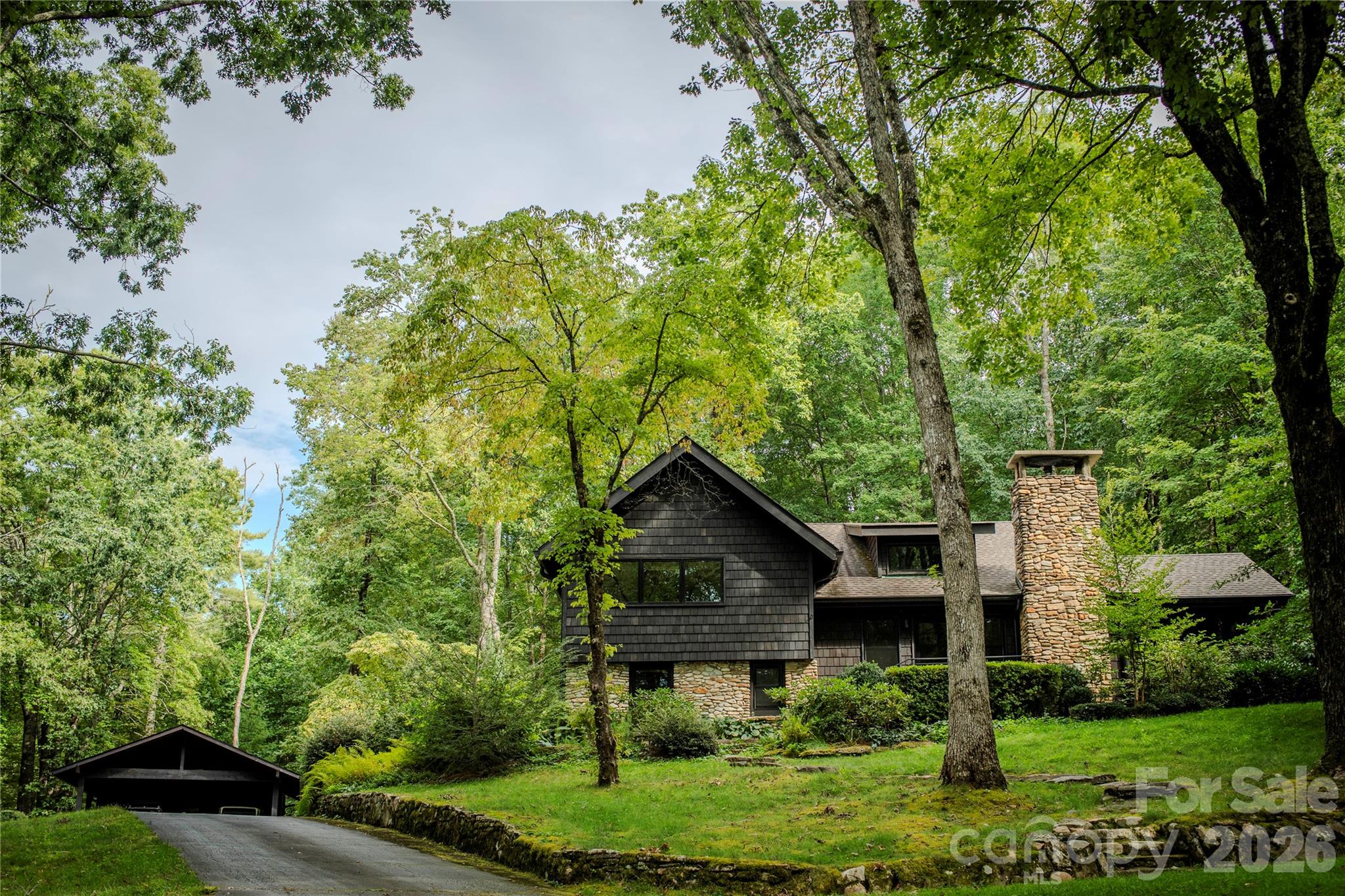 212 Se Shore Drive Property Photo 4