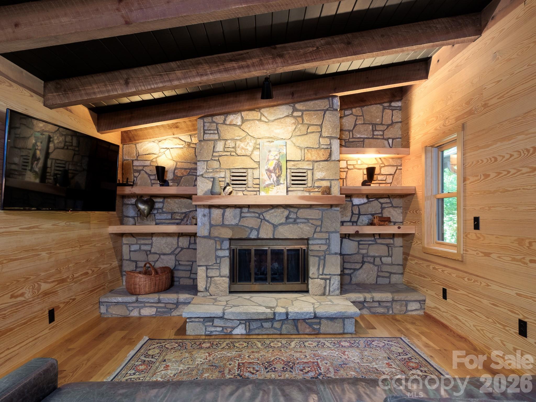 212 Se Shore Drive Property Photo 6