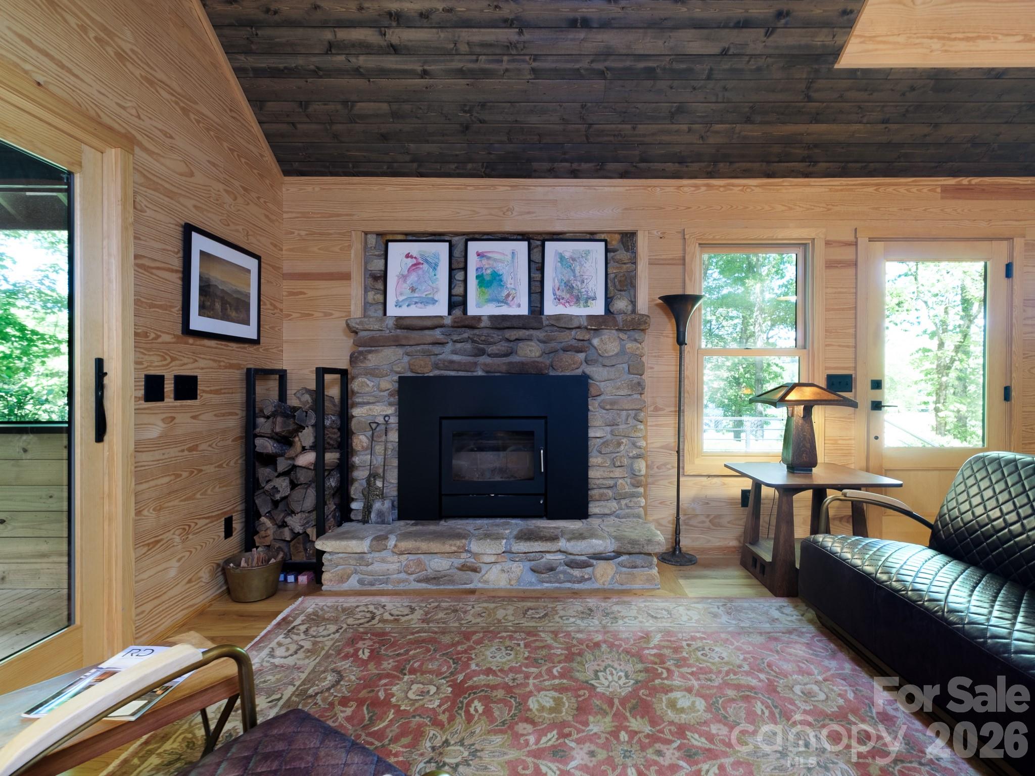 212 Se Shore Drive Property Photo 8