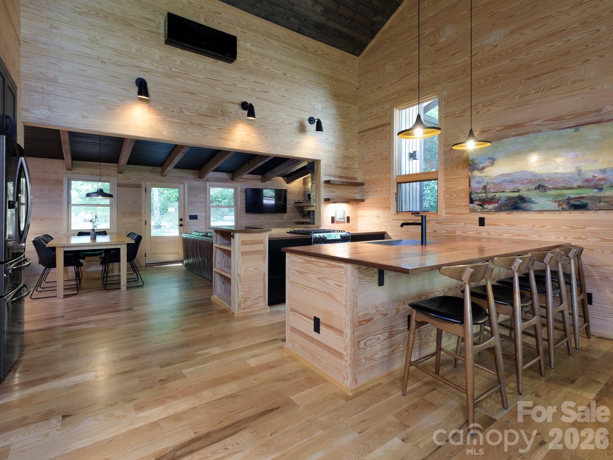 212 Se Shore Drive Property Photo 11