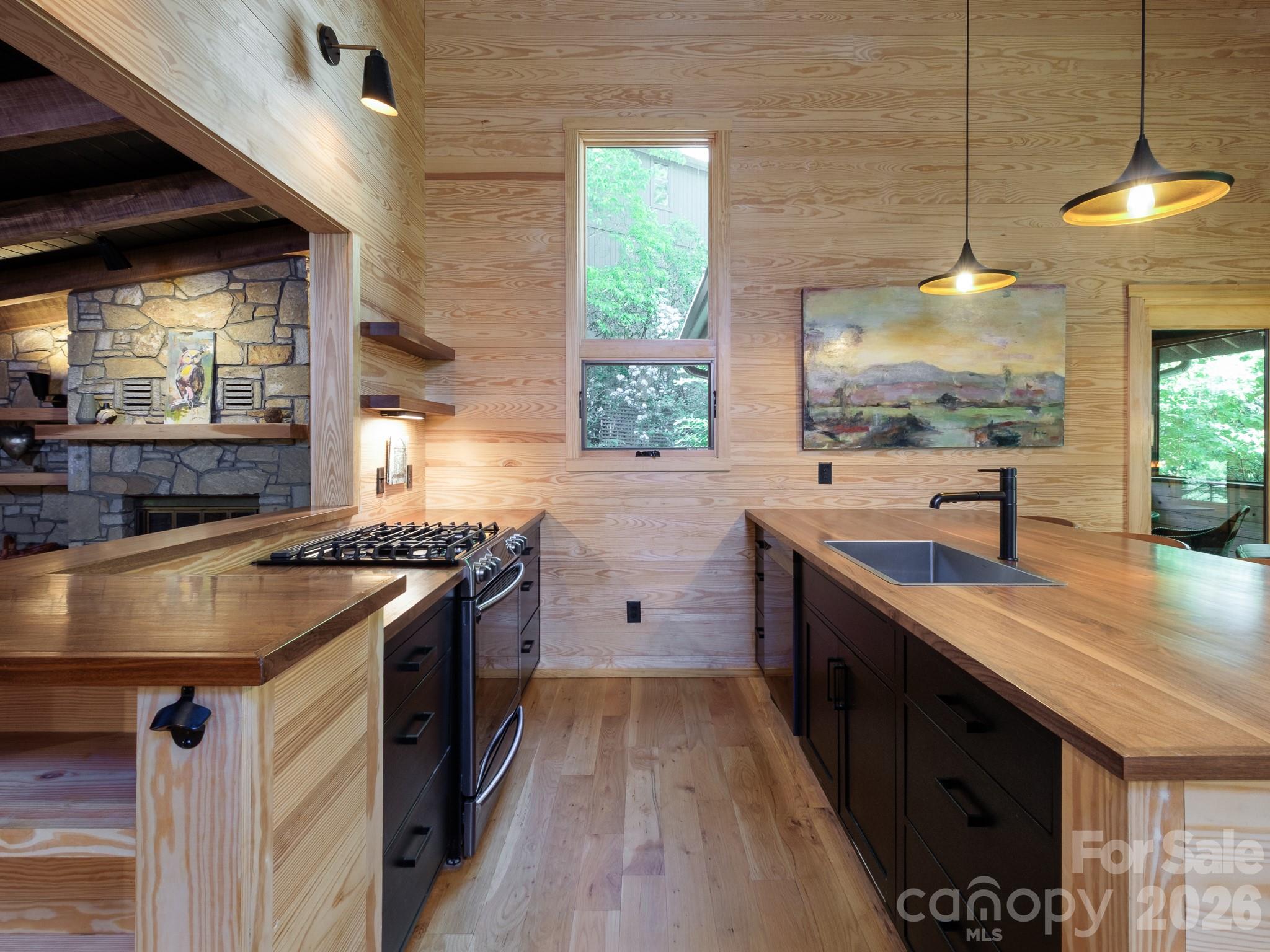 212 Se Shore Drive Property Photo 13