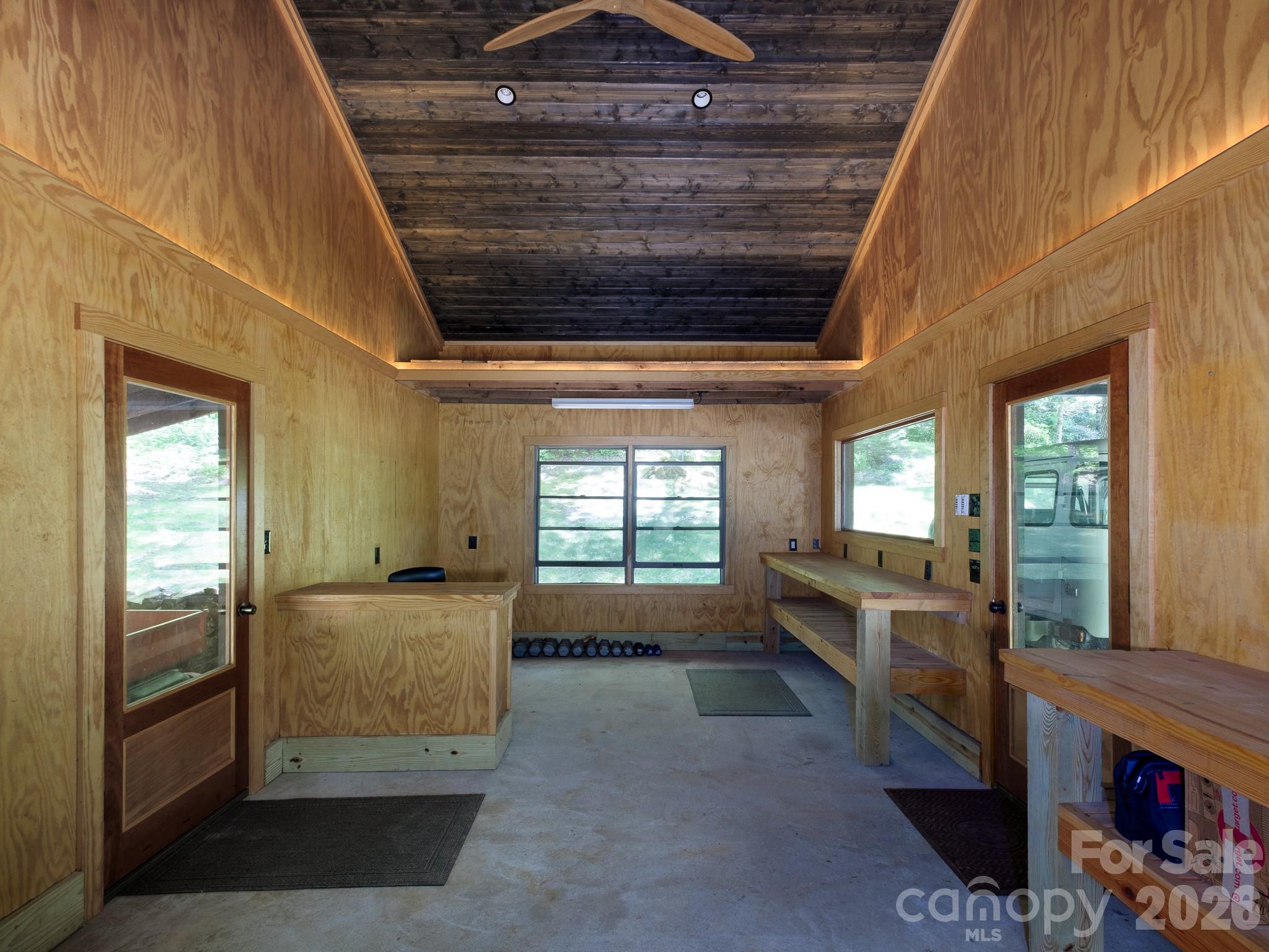 212 Se Shore Drive Property Photo 33