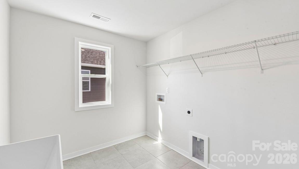 1047 Tundra Swan Drive Property Photo 23