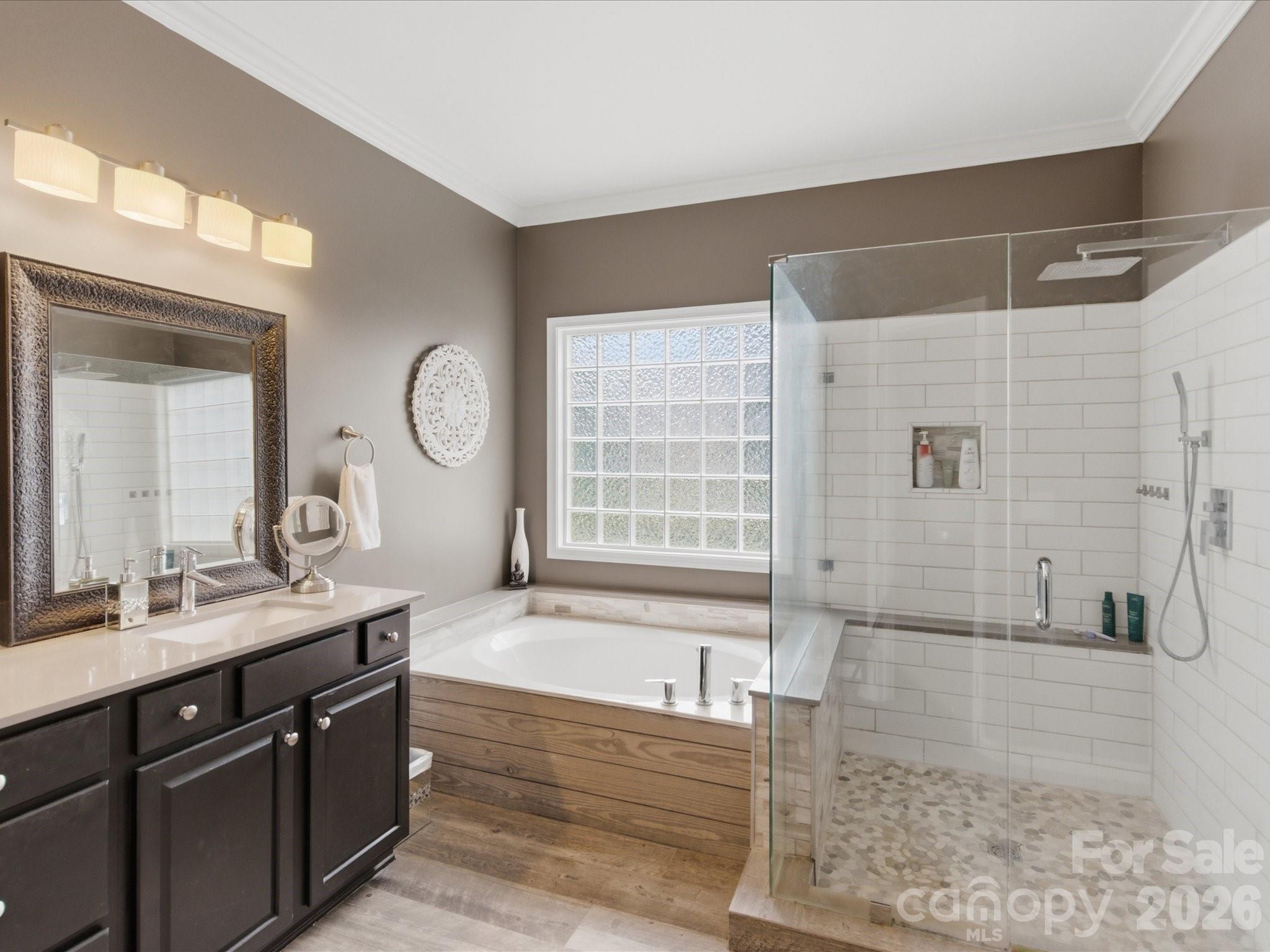 8603 Tintinhull Lane Property Photo 30