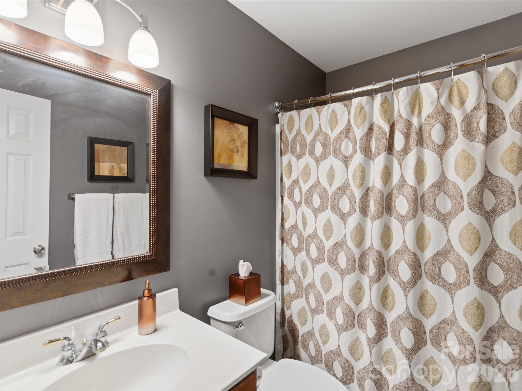 8603 Tintinhull Lane Property Photo 38