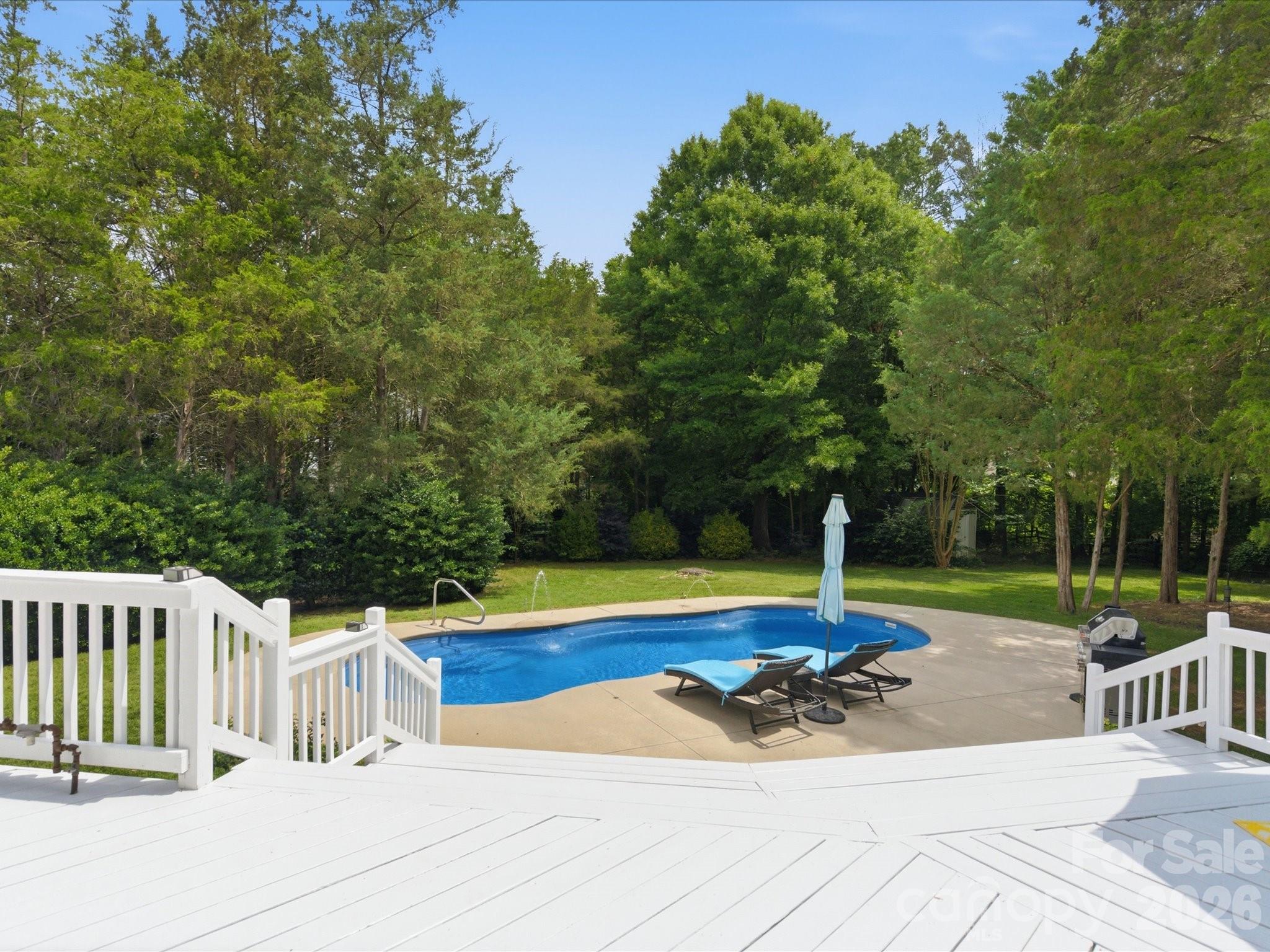 8603 Tintinhull Lane Property Photo 42