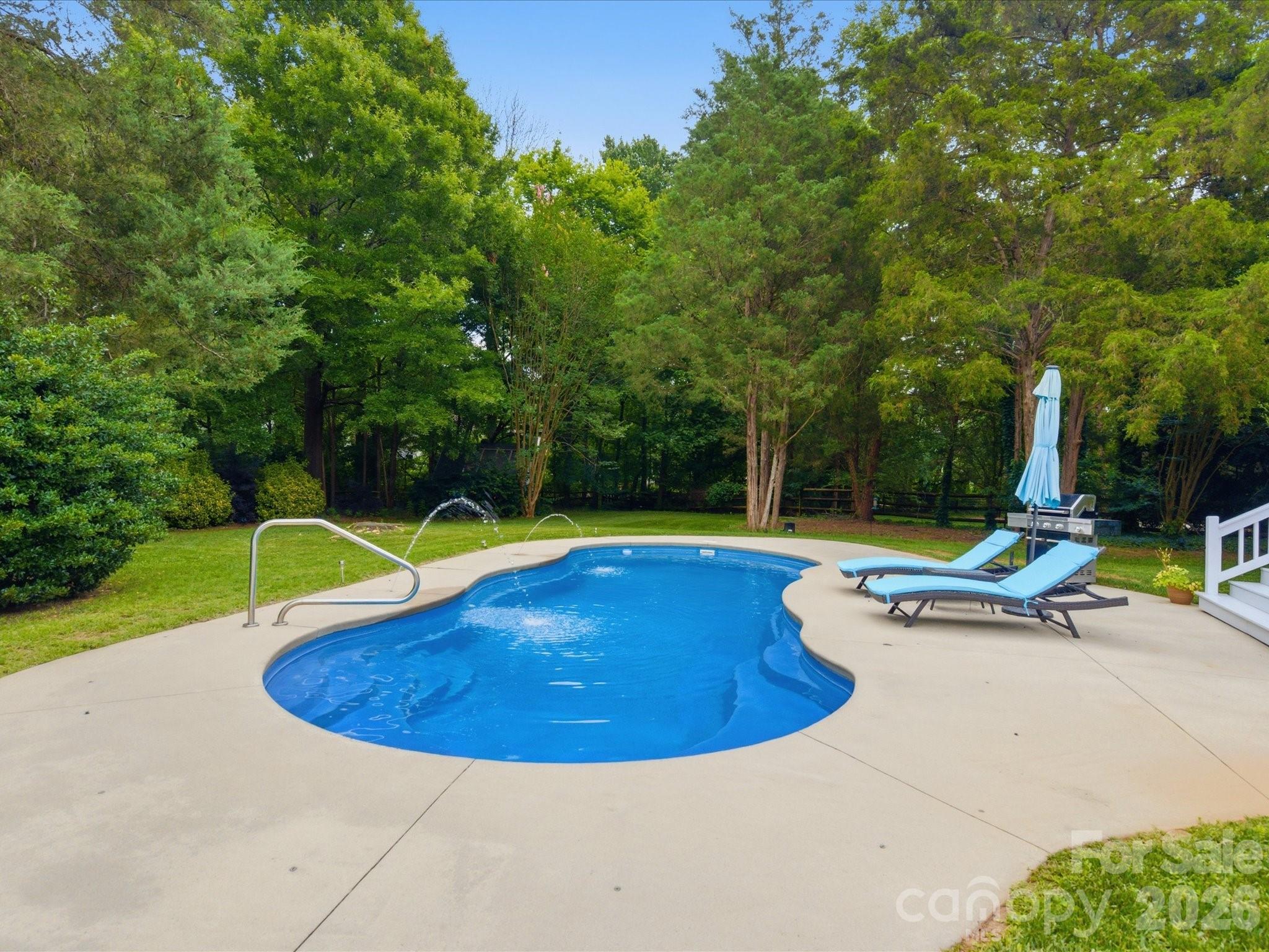 8603 Tintinhull Lane Property Photo 44