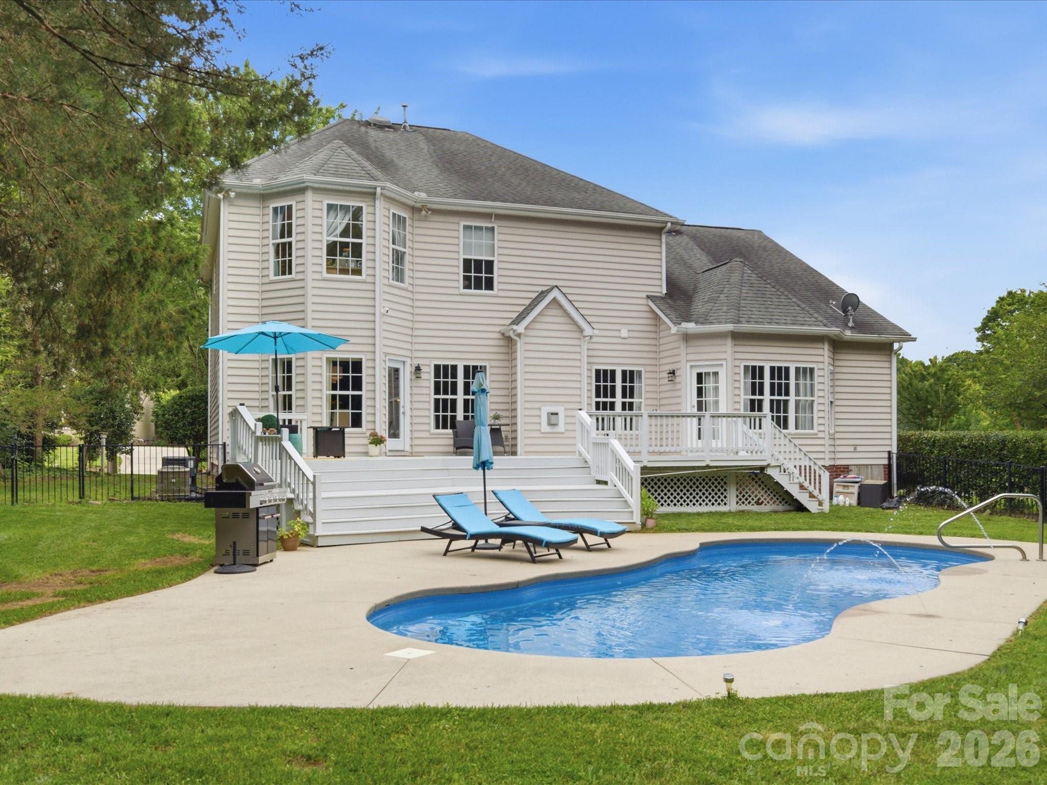 8603 Tintinhull Lane Property Photo 45