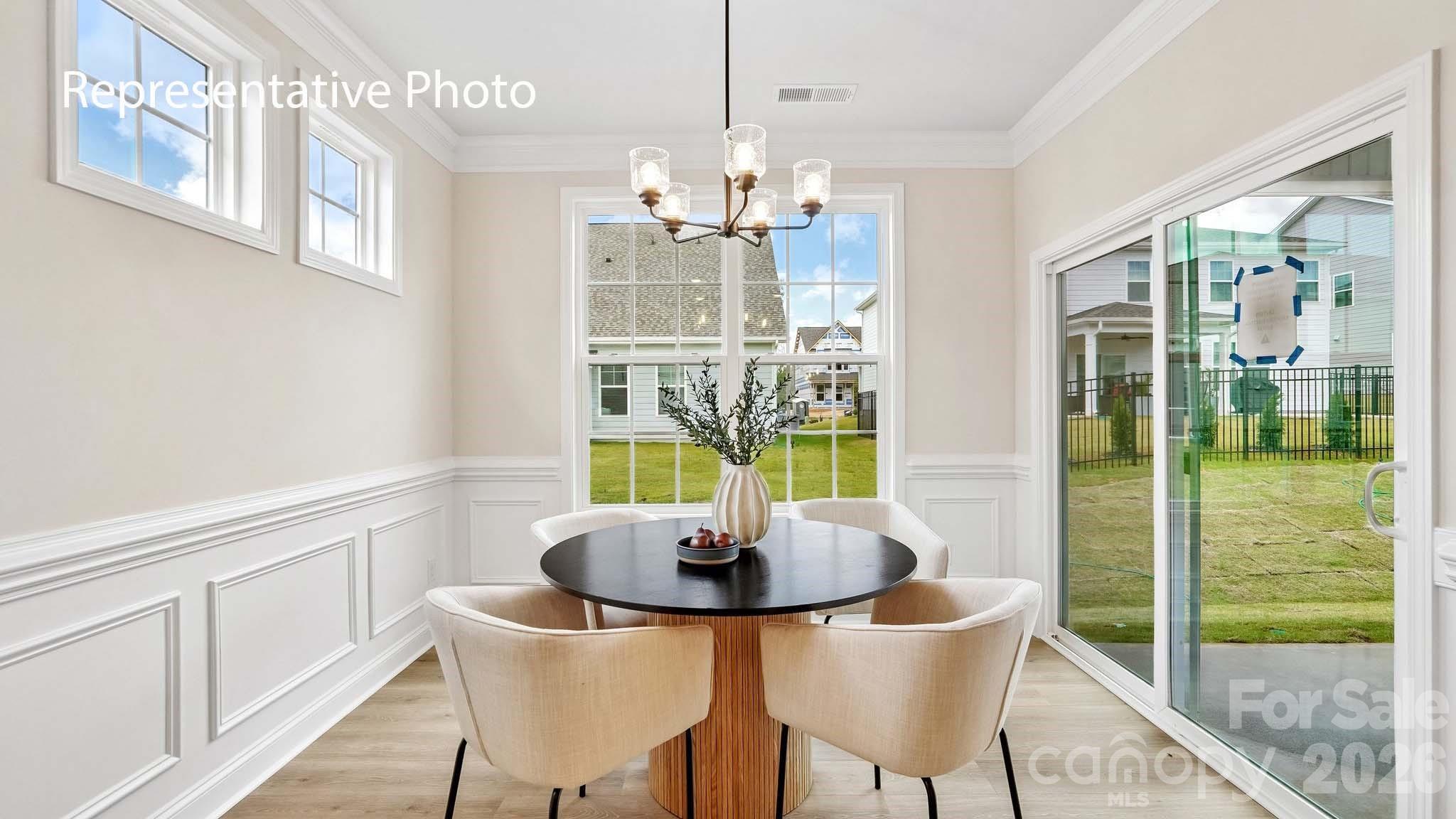 2858 Atwater Pond Circle Property Photo 8