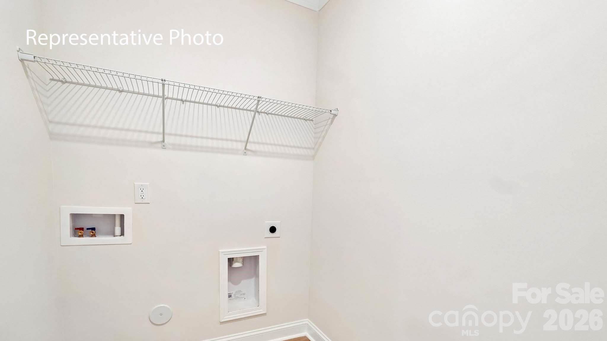 2858 Atwater Pond Circle Property Photo 31