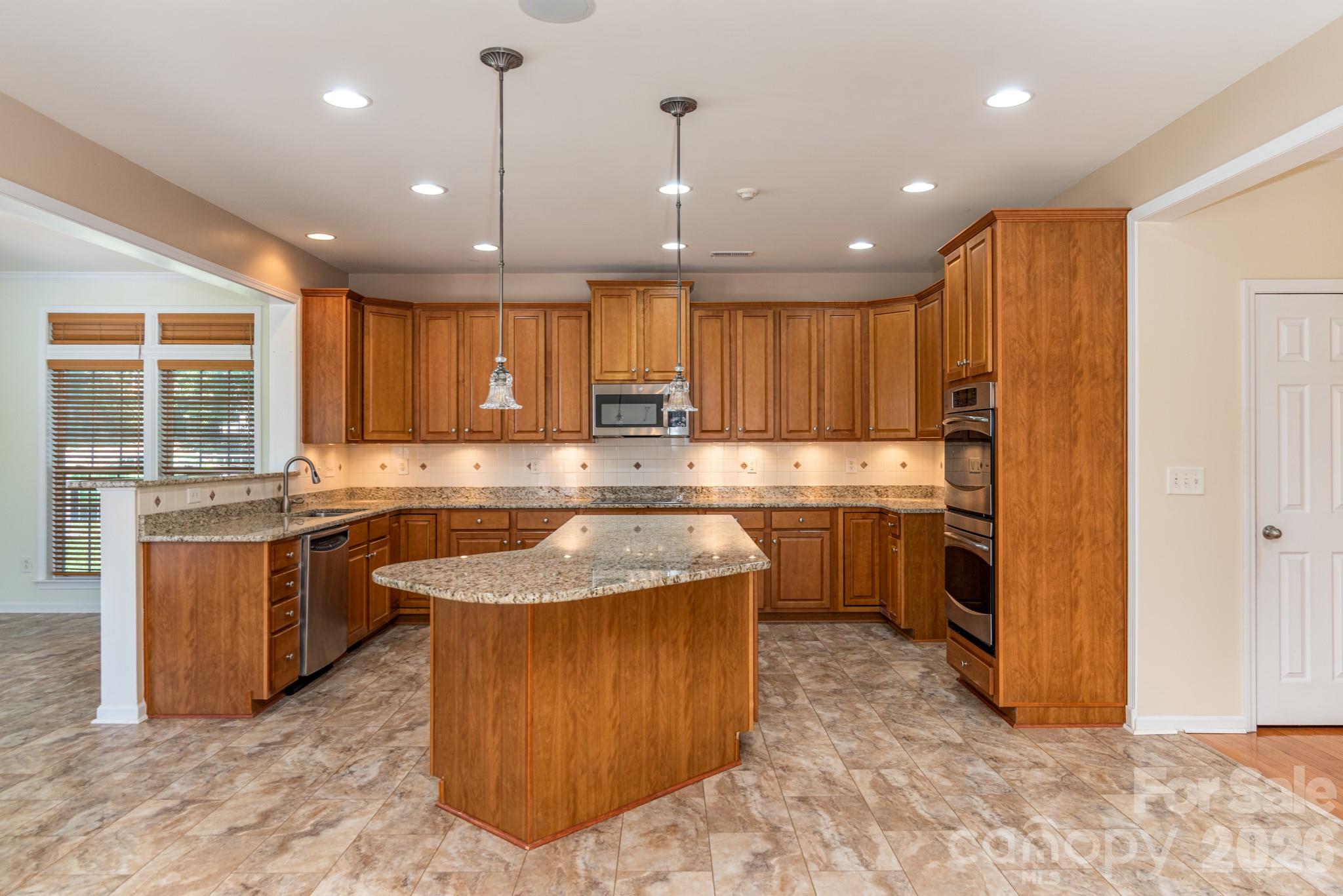 15417 Troubadour Lane Property Photo 14