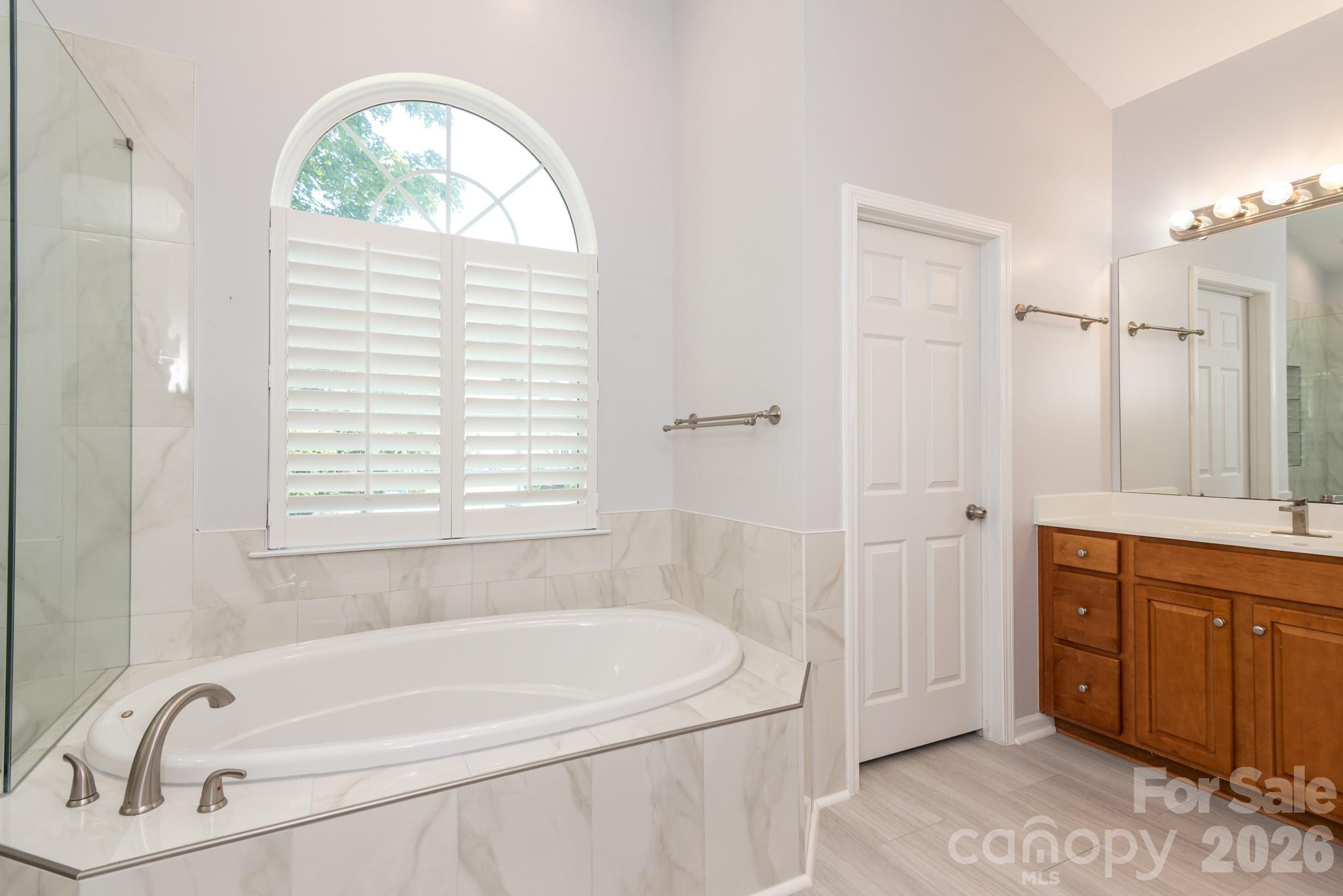 15417 Troubadour Lane Property Photo 27