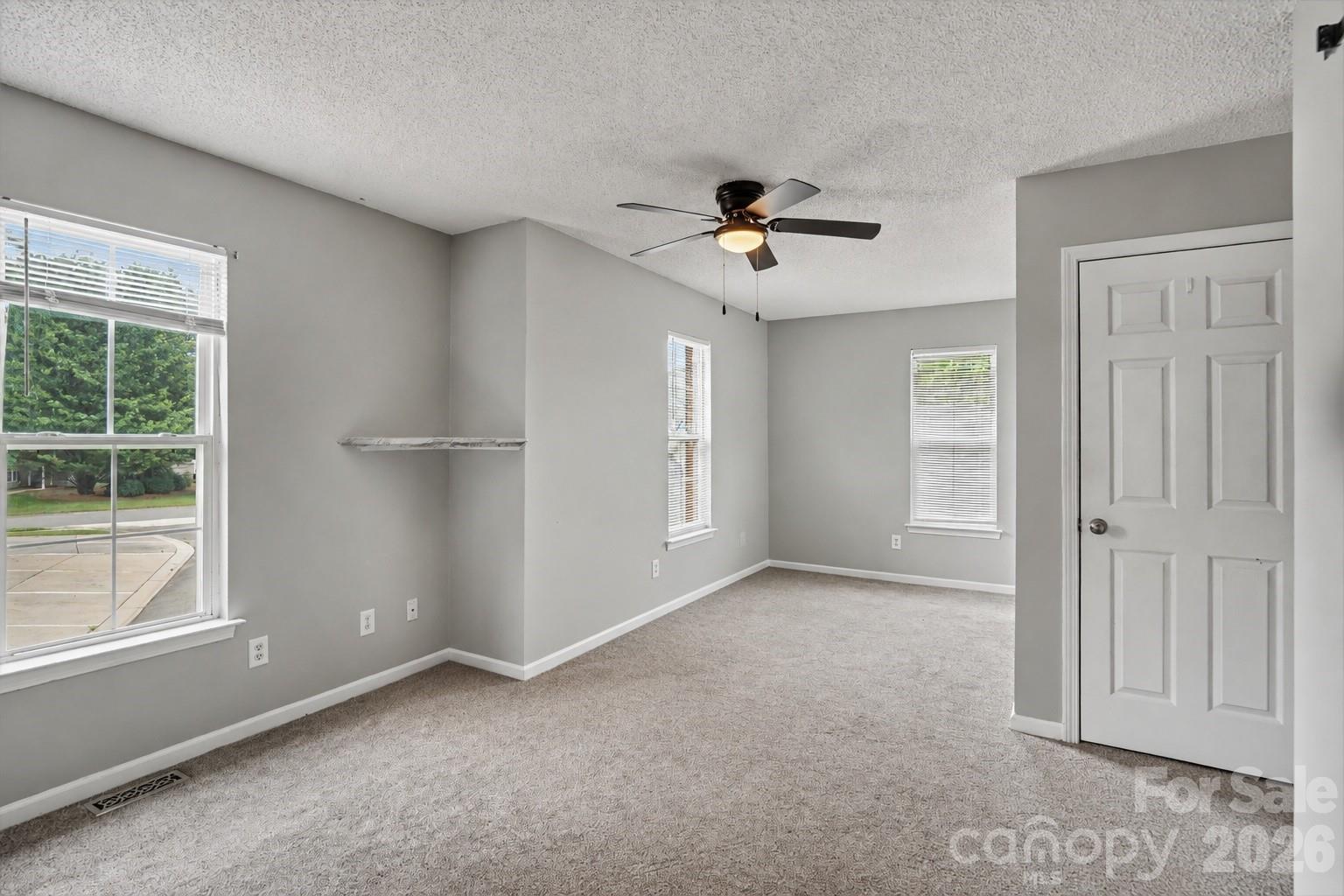 8917 Cinnabay Drive Property Photo 11