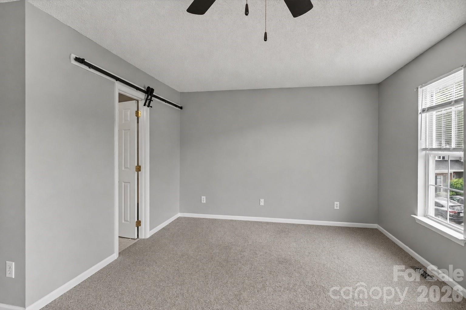 8917 Cinnabay Drive Property Photo 12