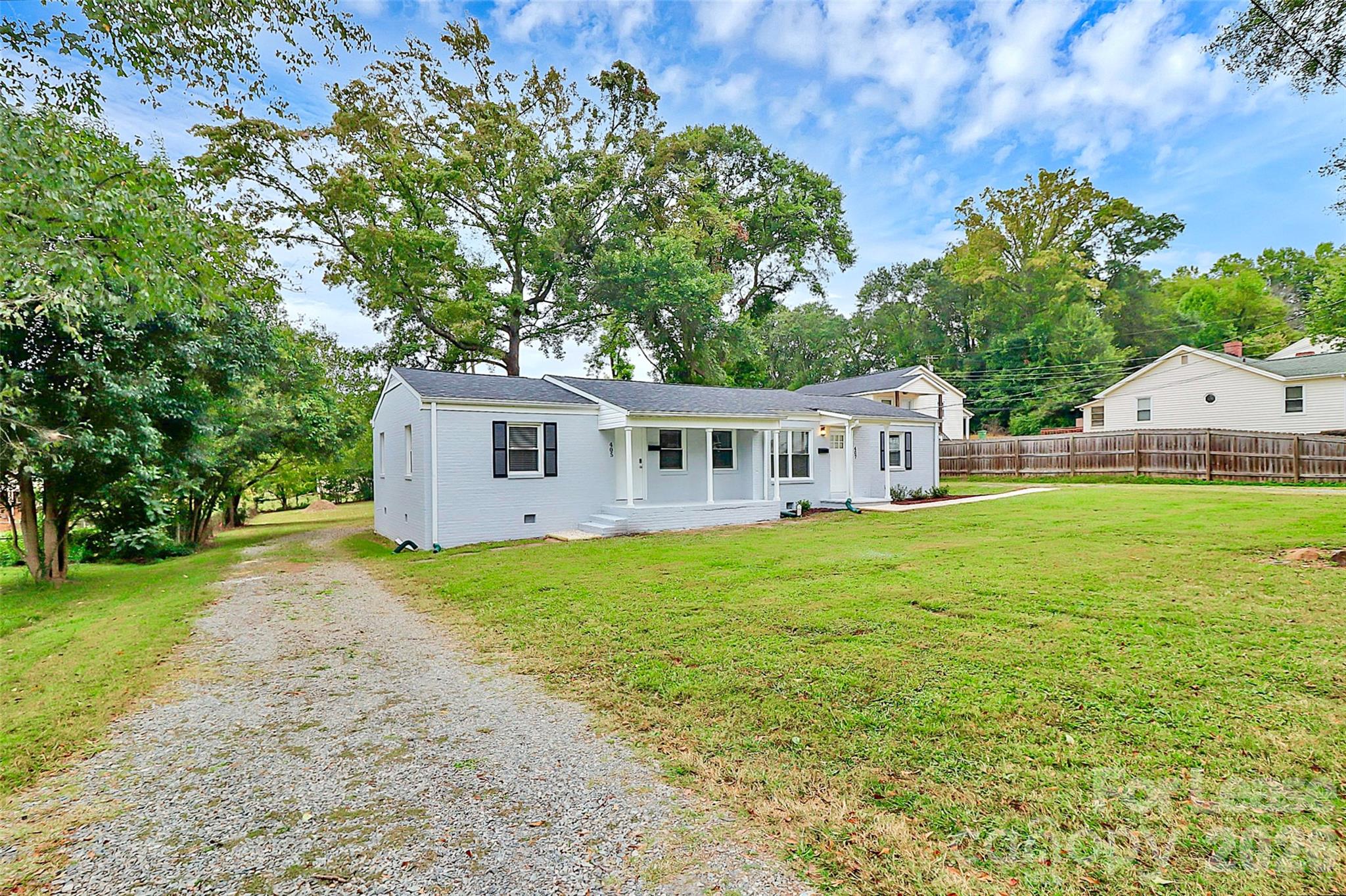 405 Pine Street Property Photo 1