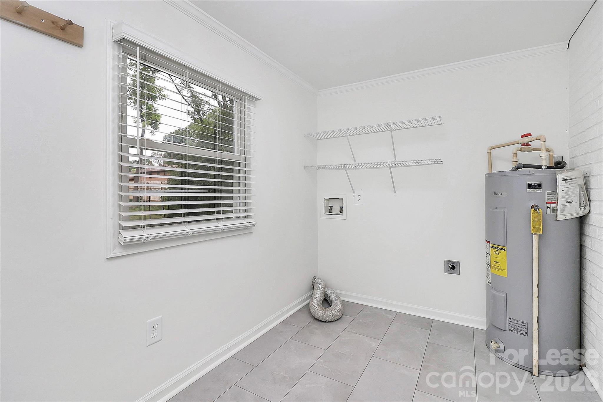 405 Pine Street Property Photo 10