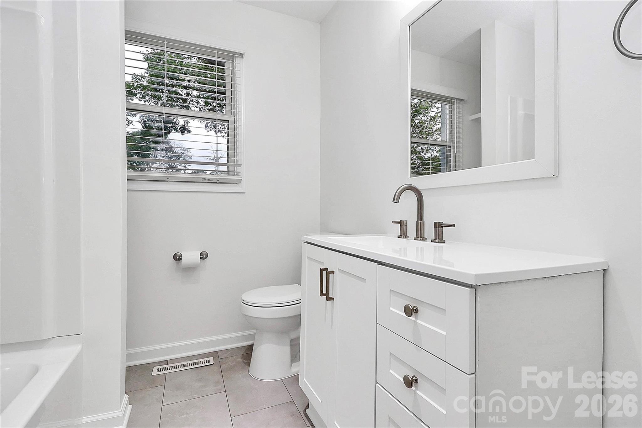 405 Pine Street Property Photo 11