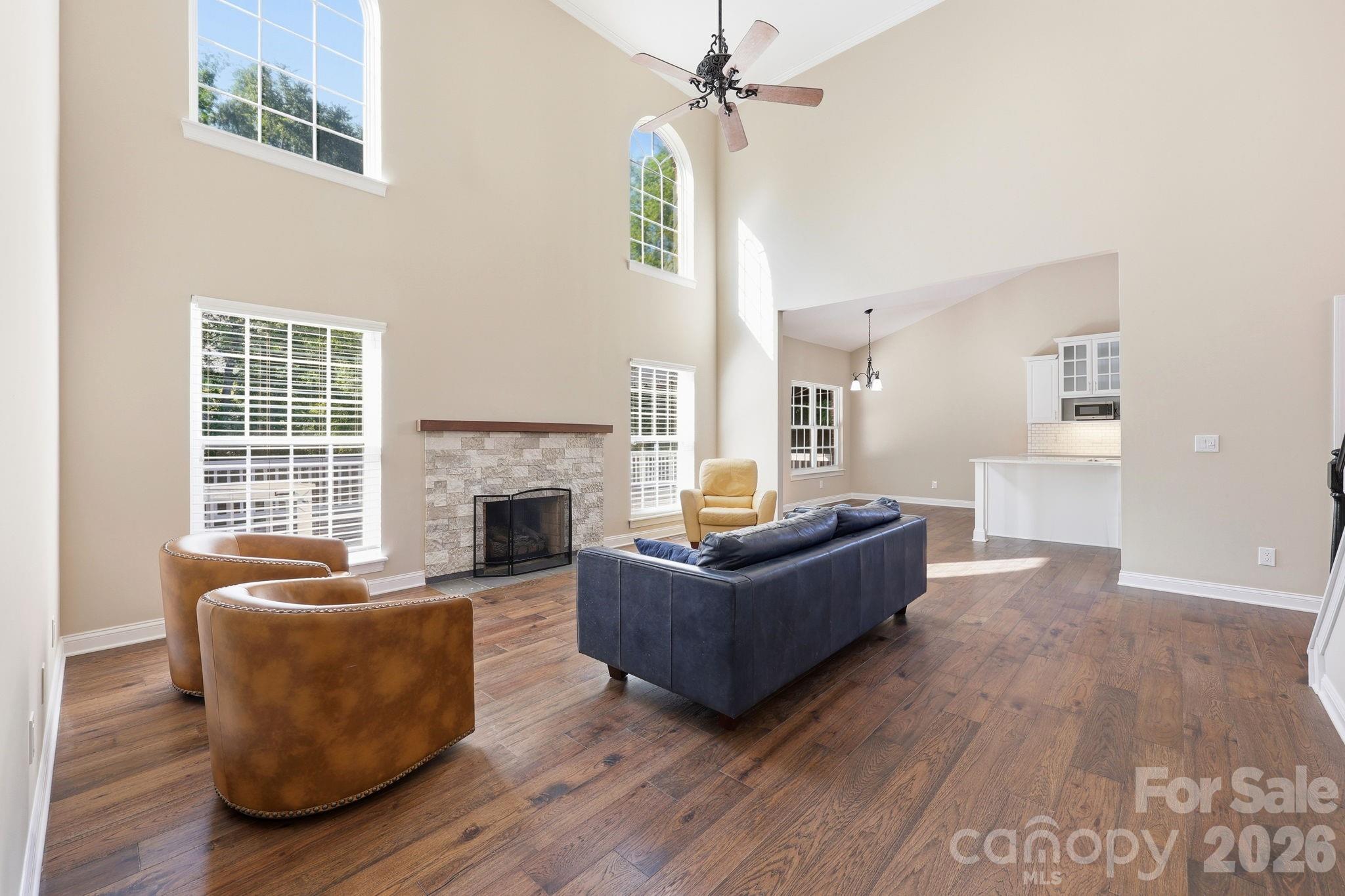 15704 Framingham Lane Property Photo 7