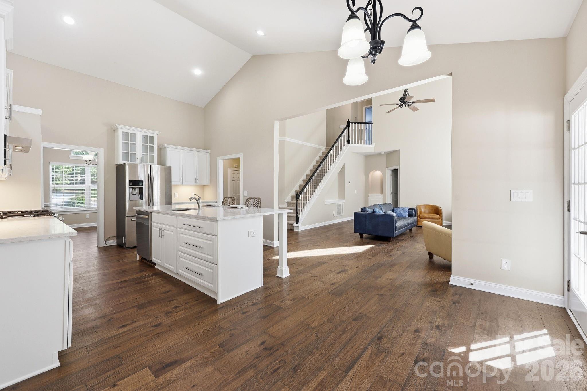 15704 Framingham Lane Property Photo 10