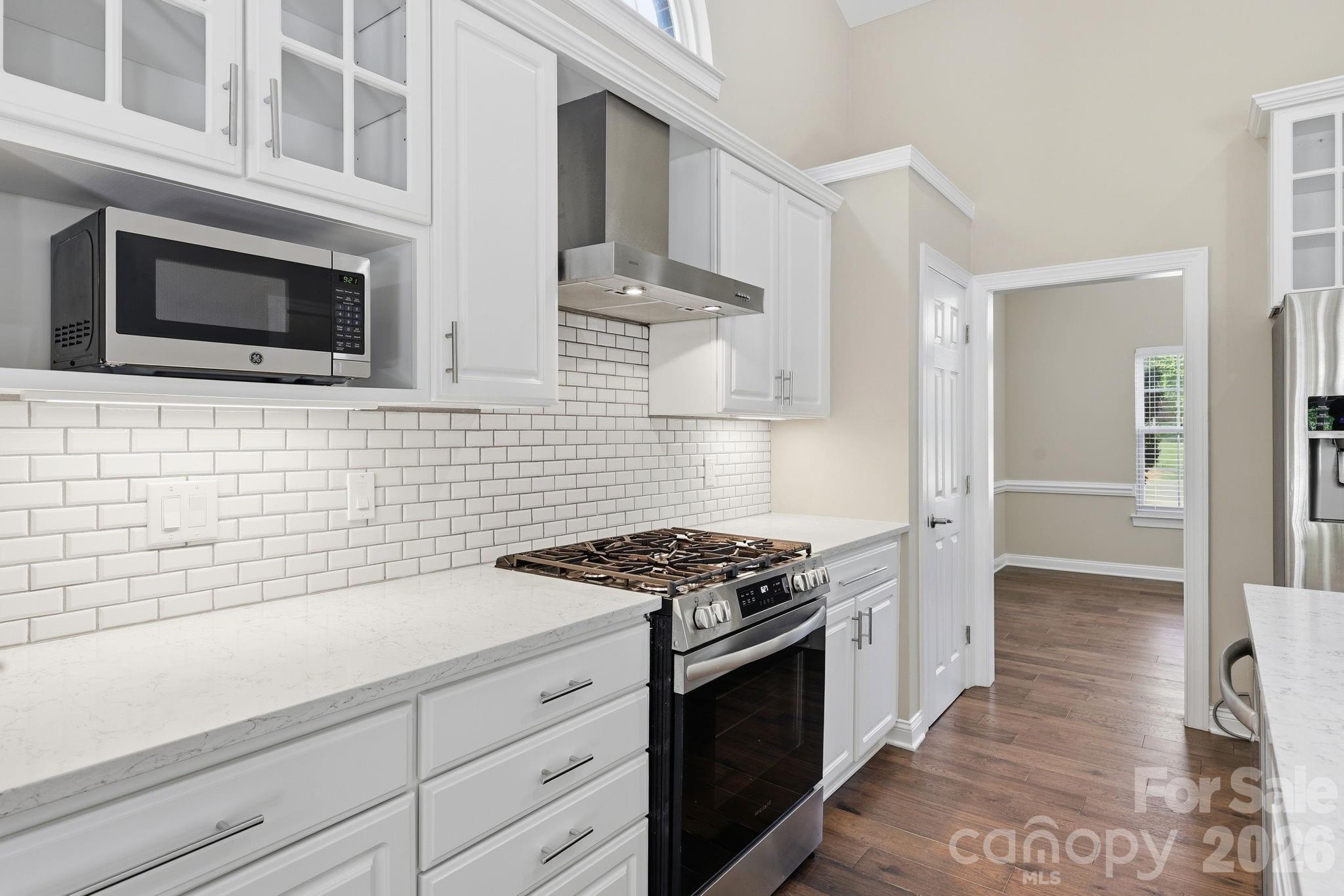 15704 Framingham Lane Property Photo 12