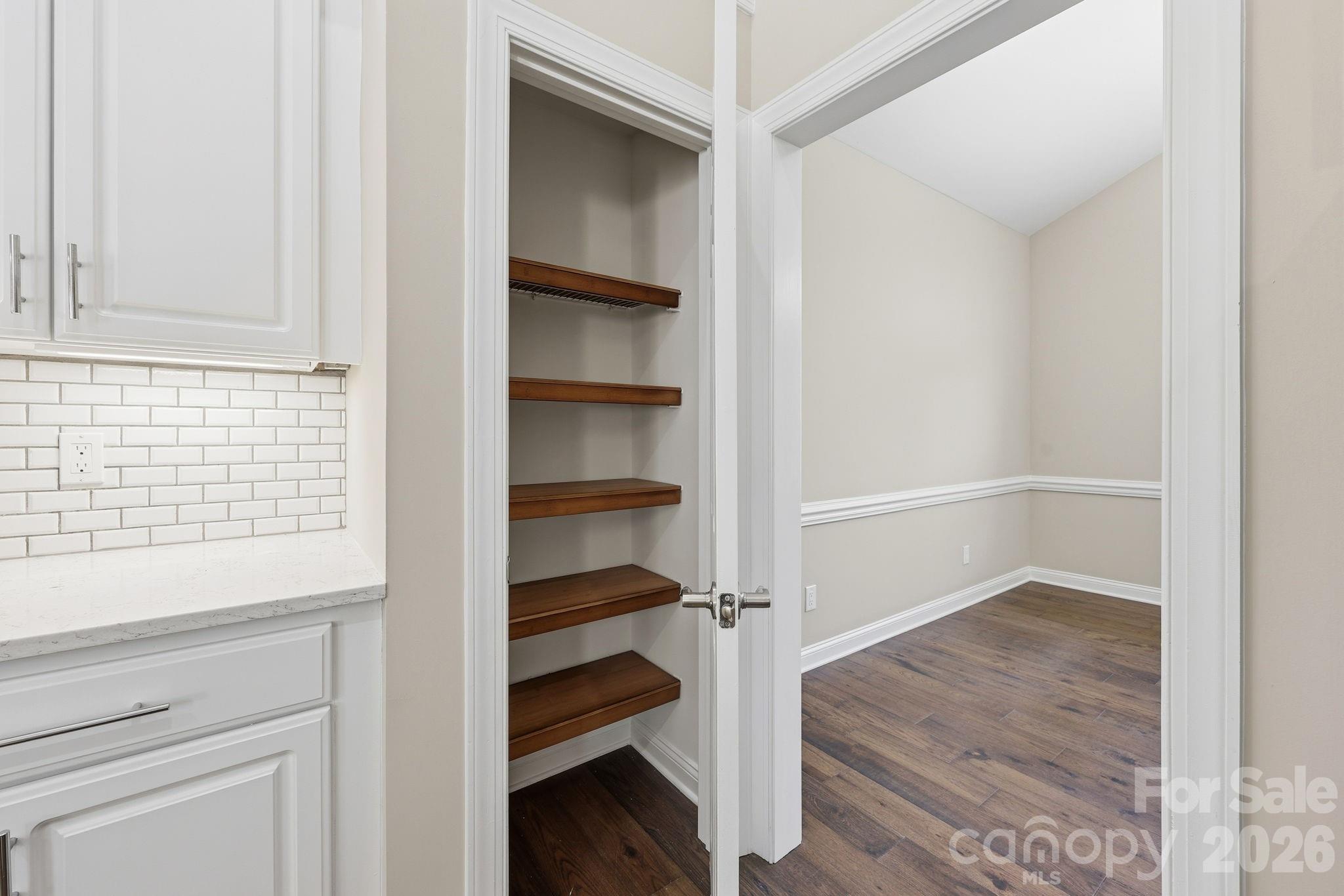15704 Framingham Lane Property Photo 14