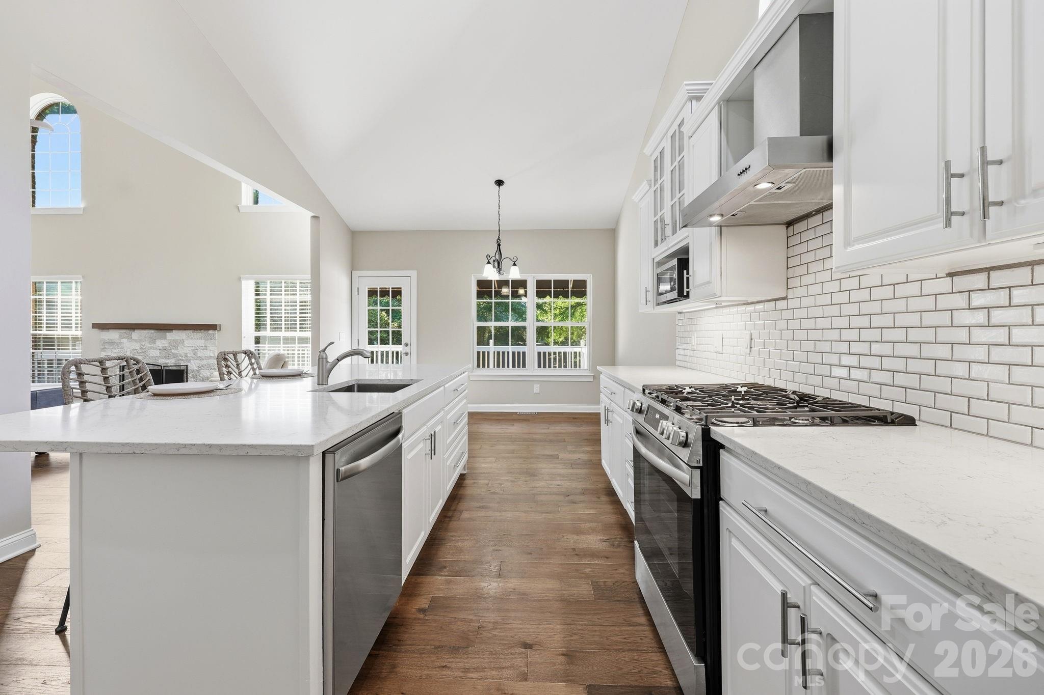 15704 Framingham Lane Property Photo 18